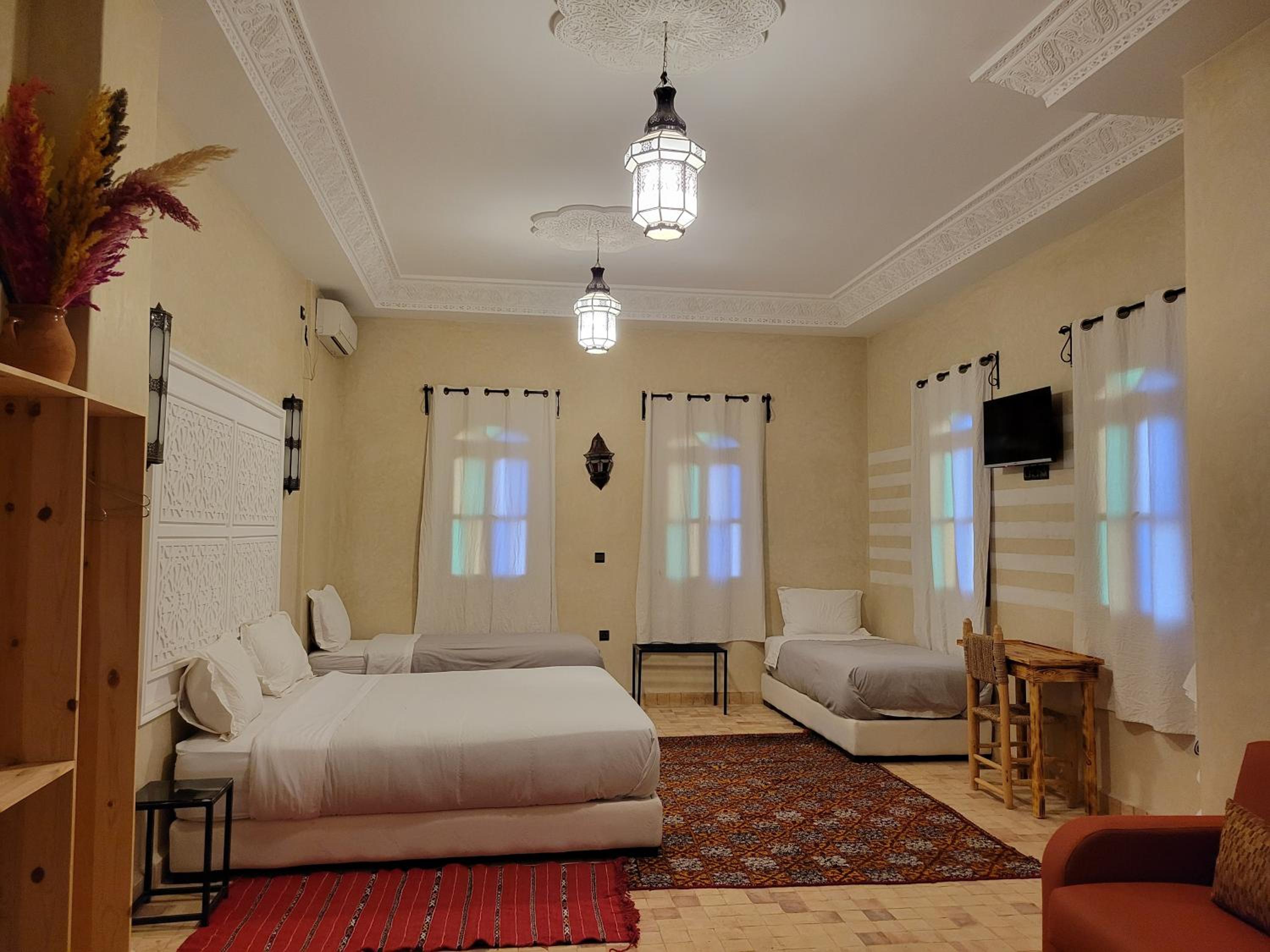 Suite with Mountain View - Photo 1