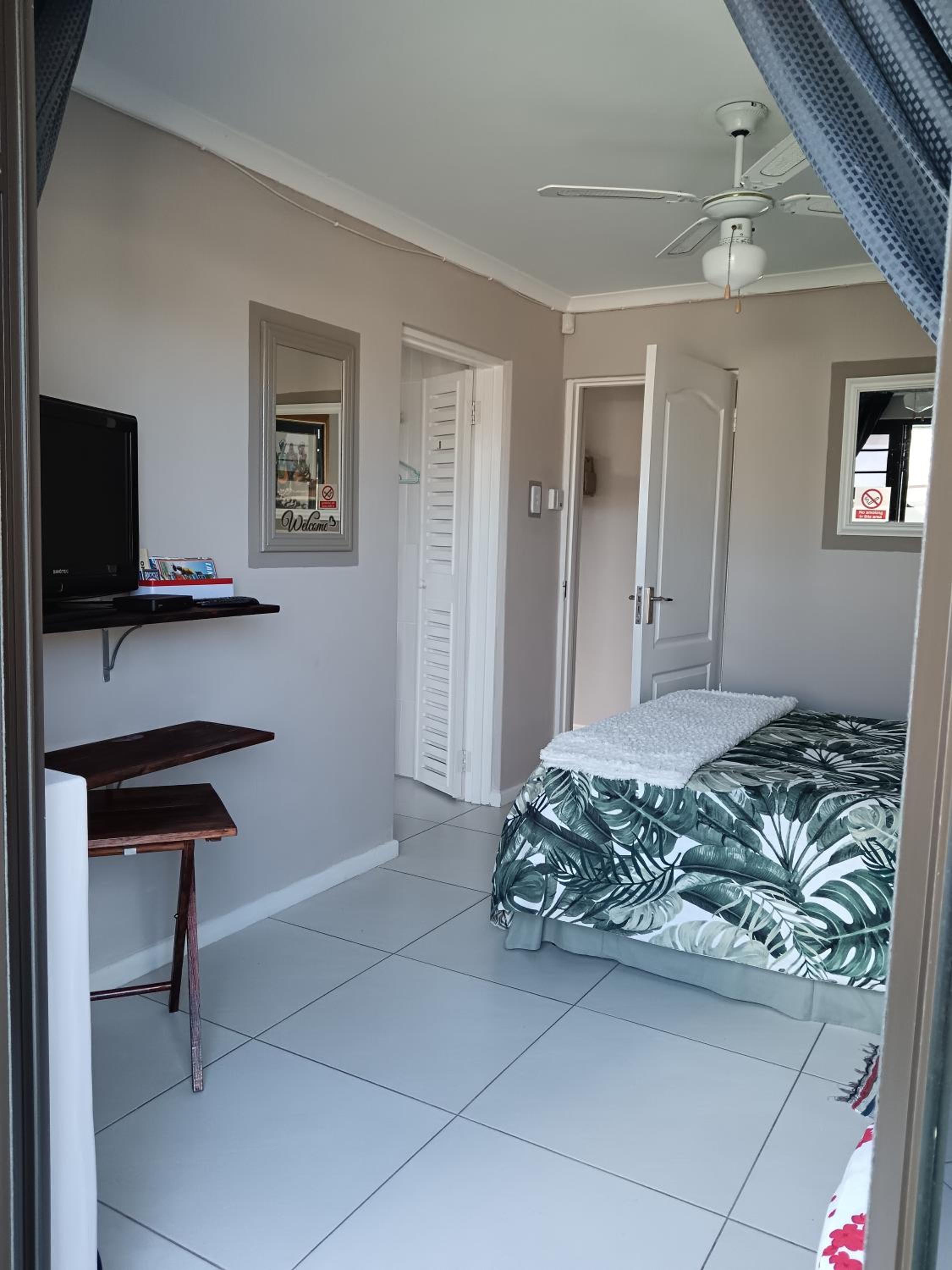 One-Bedroom Apartment - Photo 16