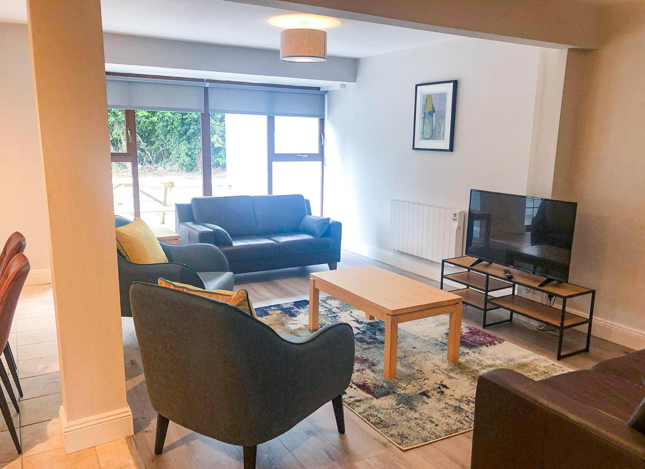 Three-Bedroom House photo 1