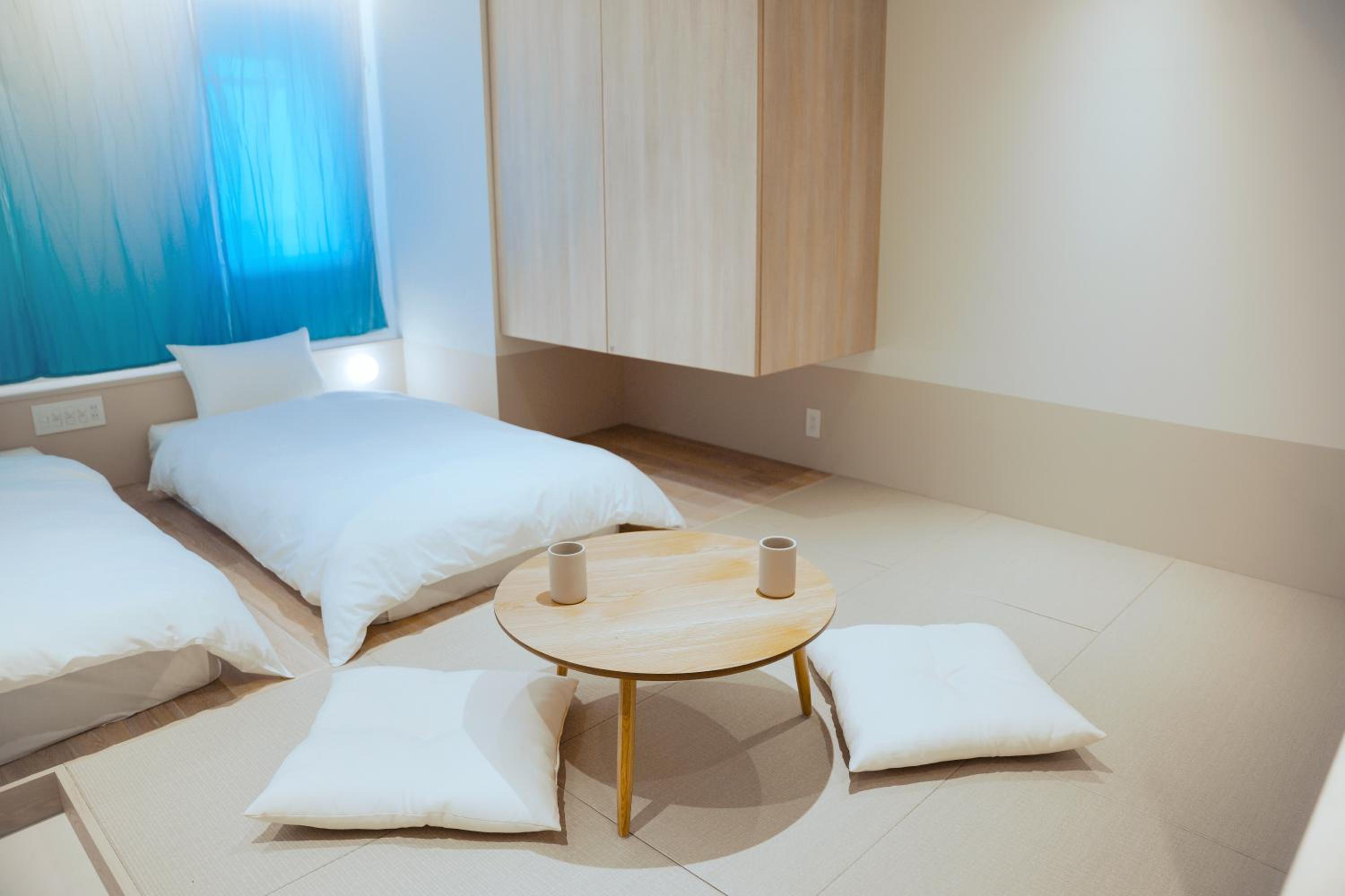Quadruple Room with Private Bathroom photo 3