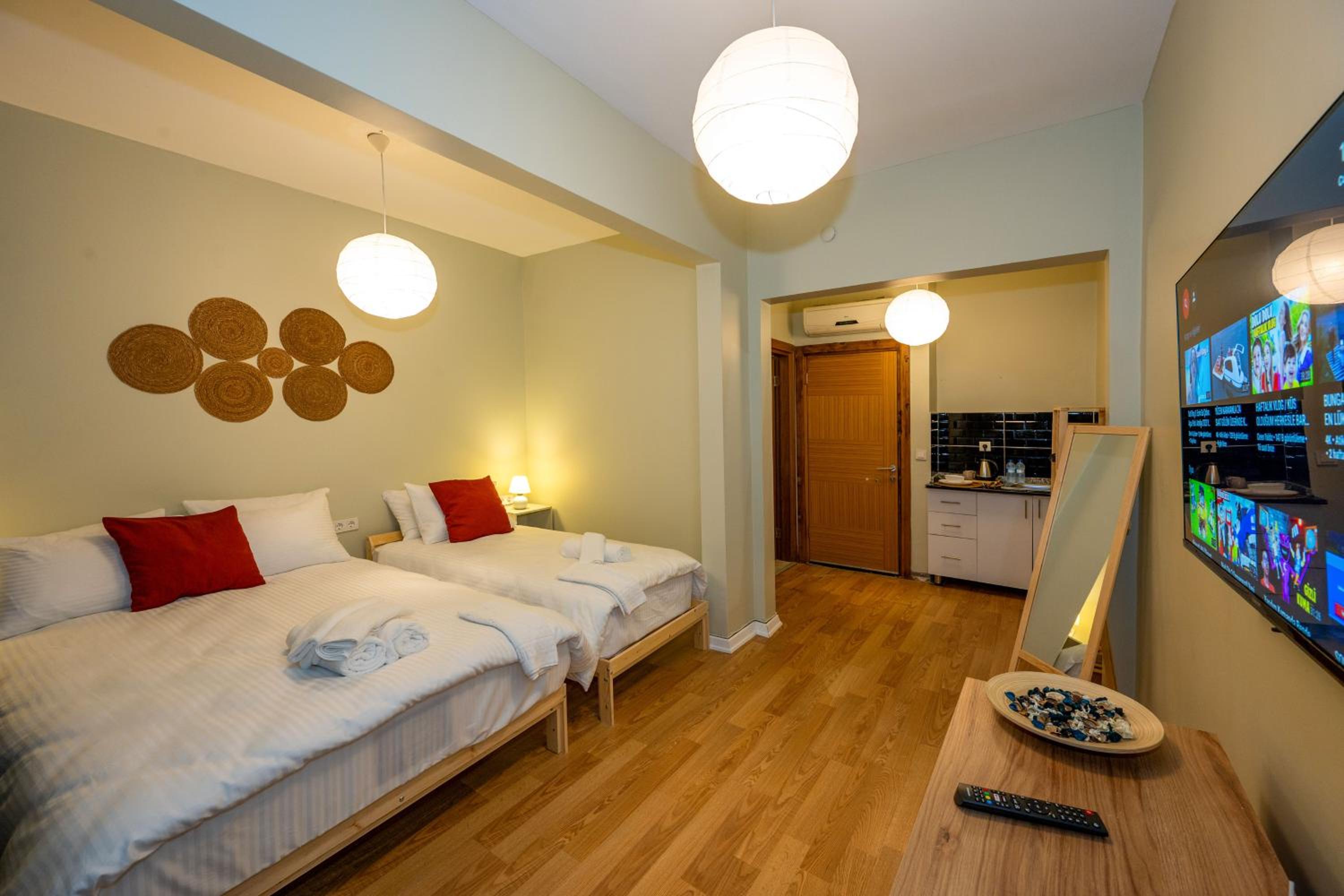 Deluxe Triple Room photo 1