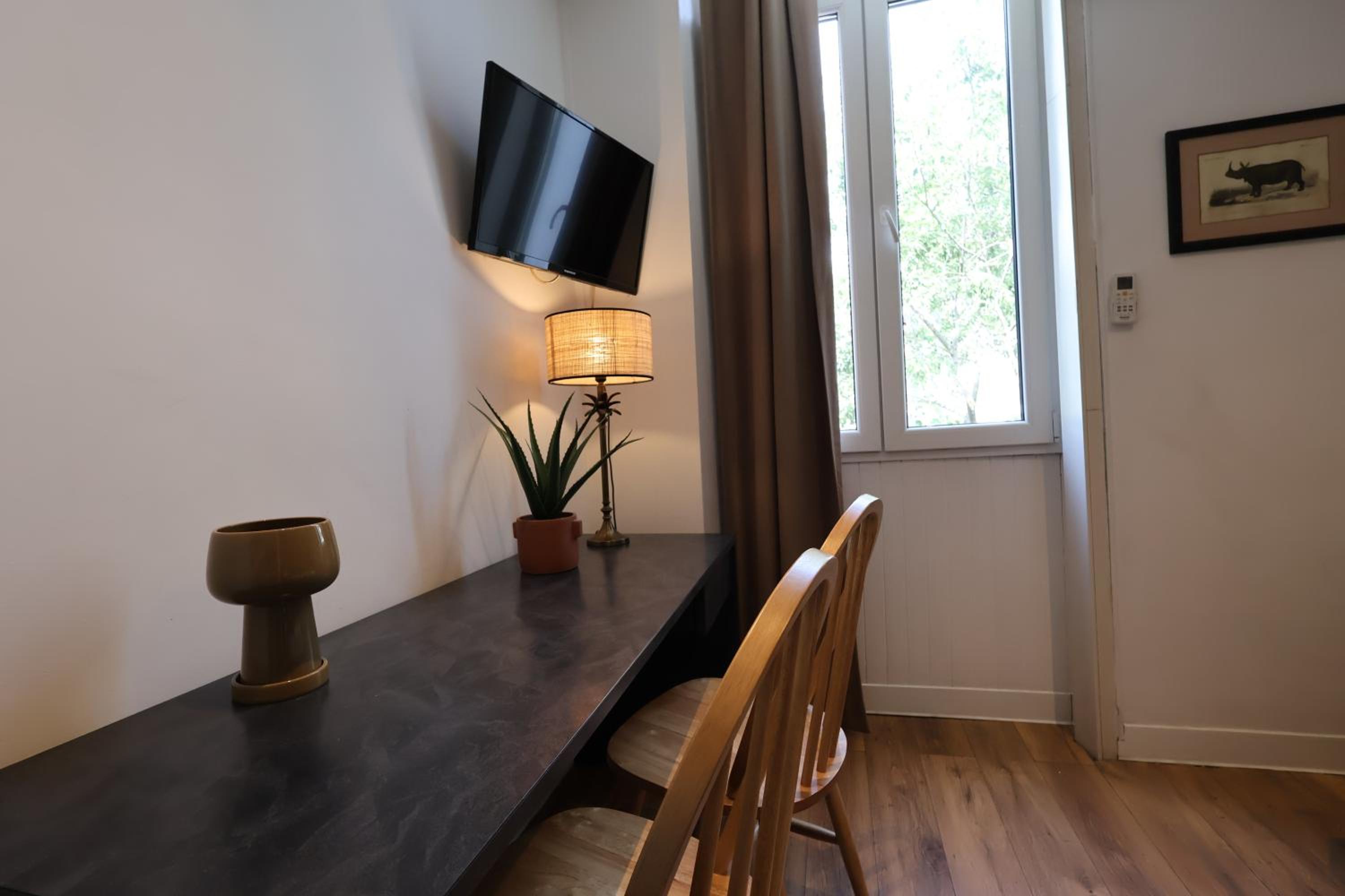 Family Room - Photo 14