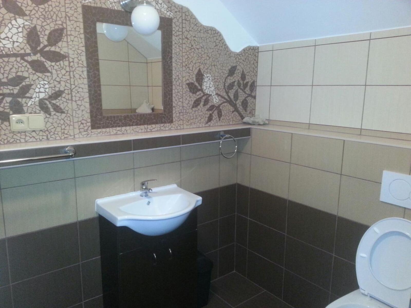 Quadruple Room with Private Bathroom photo 2