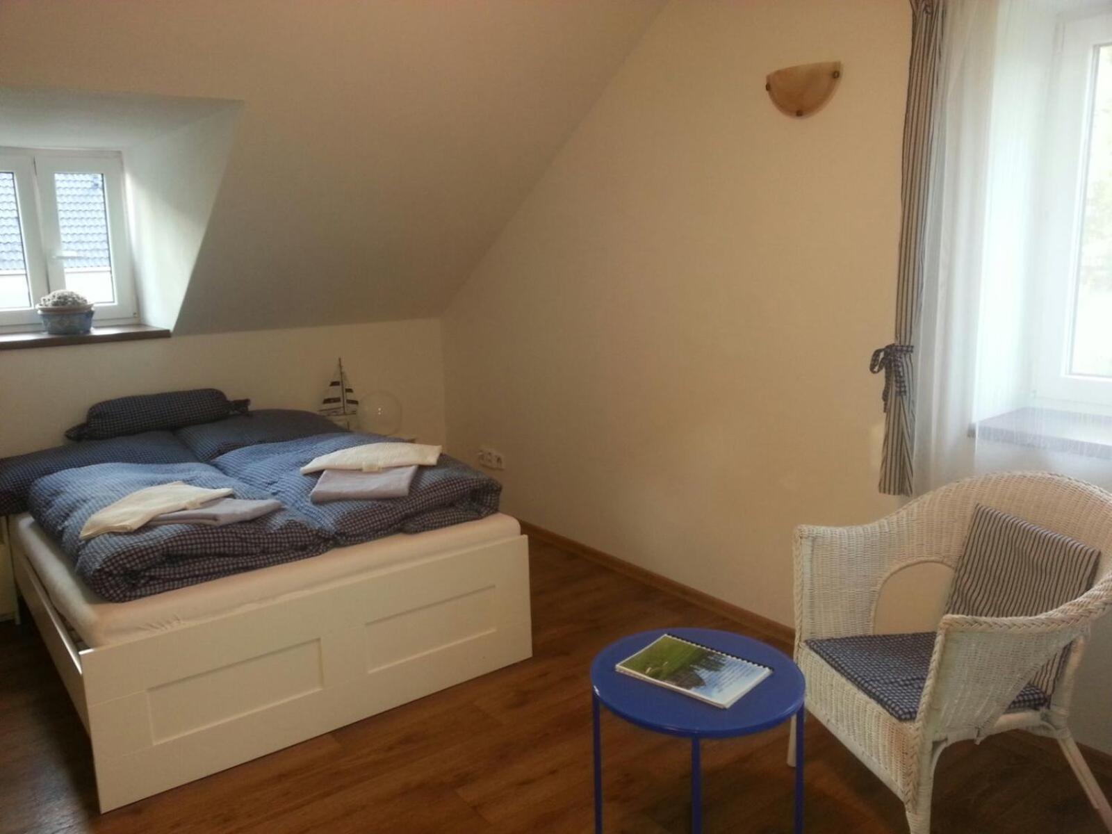 Quadruple Room with Private Bathroom photo 3