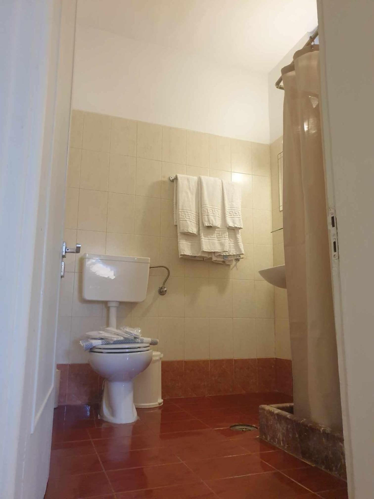 Budget Single Room photo 2