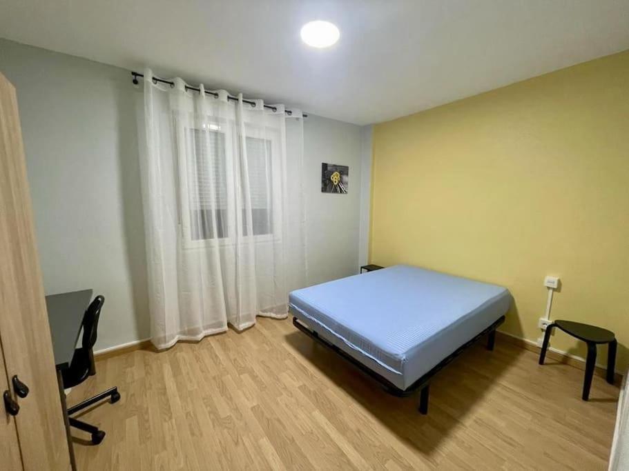 Apartment photo 2
