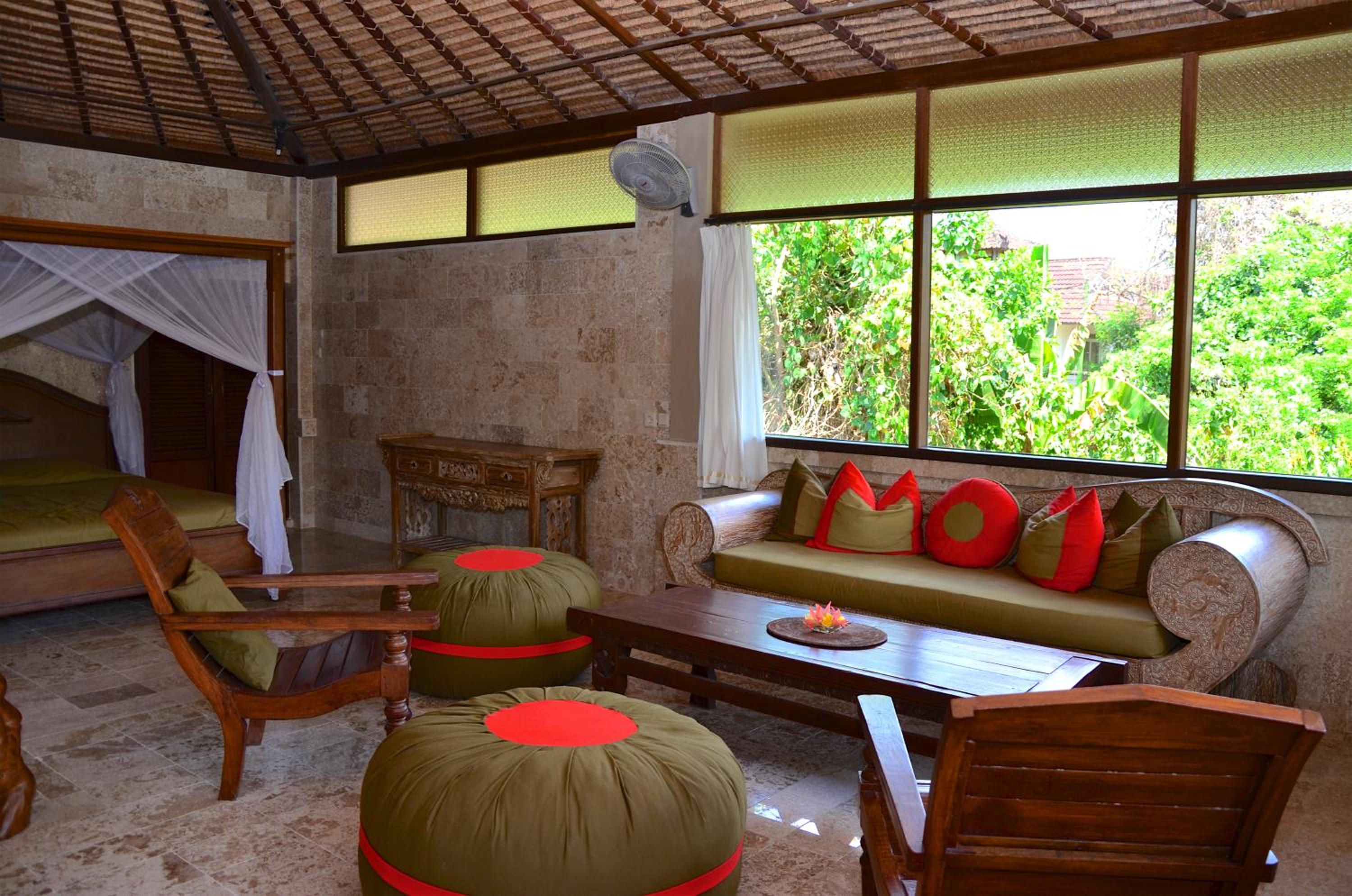 Two-Bedroom House - Photo 1