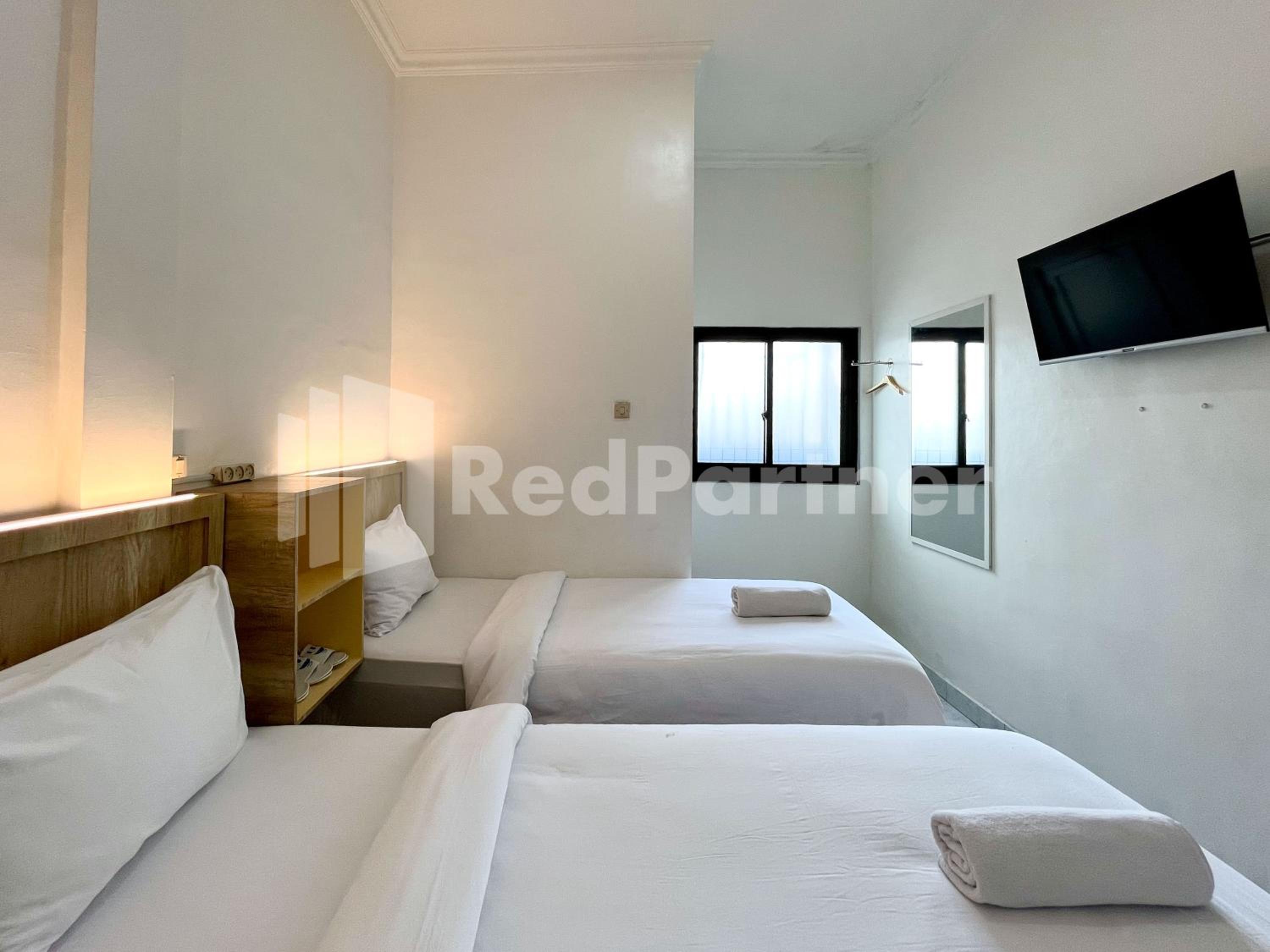 Standard Twin Room - Photo 5