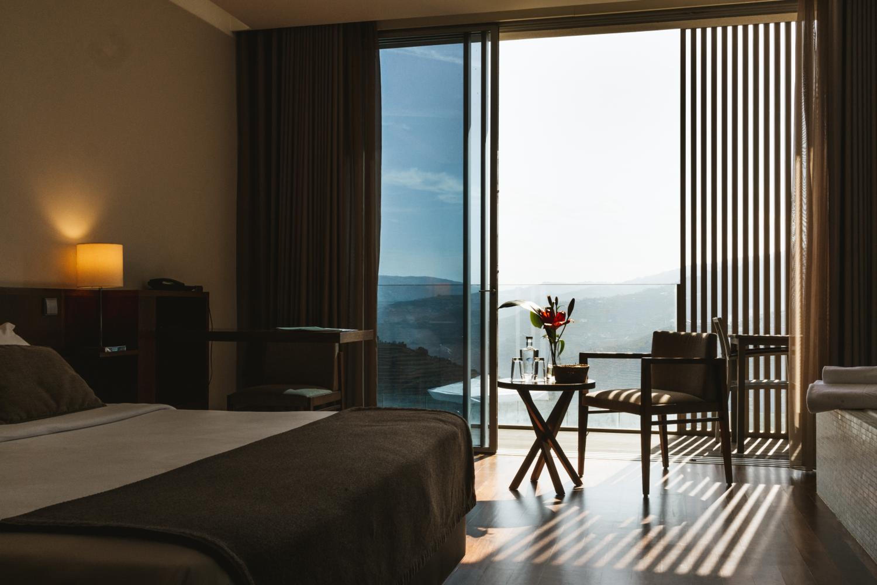 Double Room With Mountain View - Photo 3