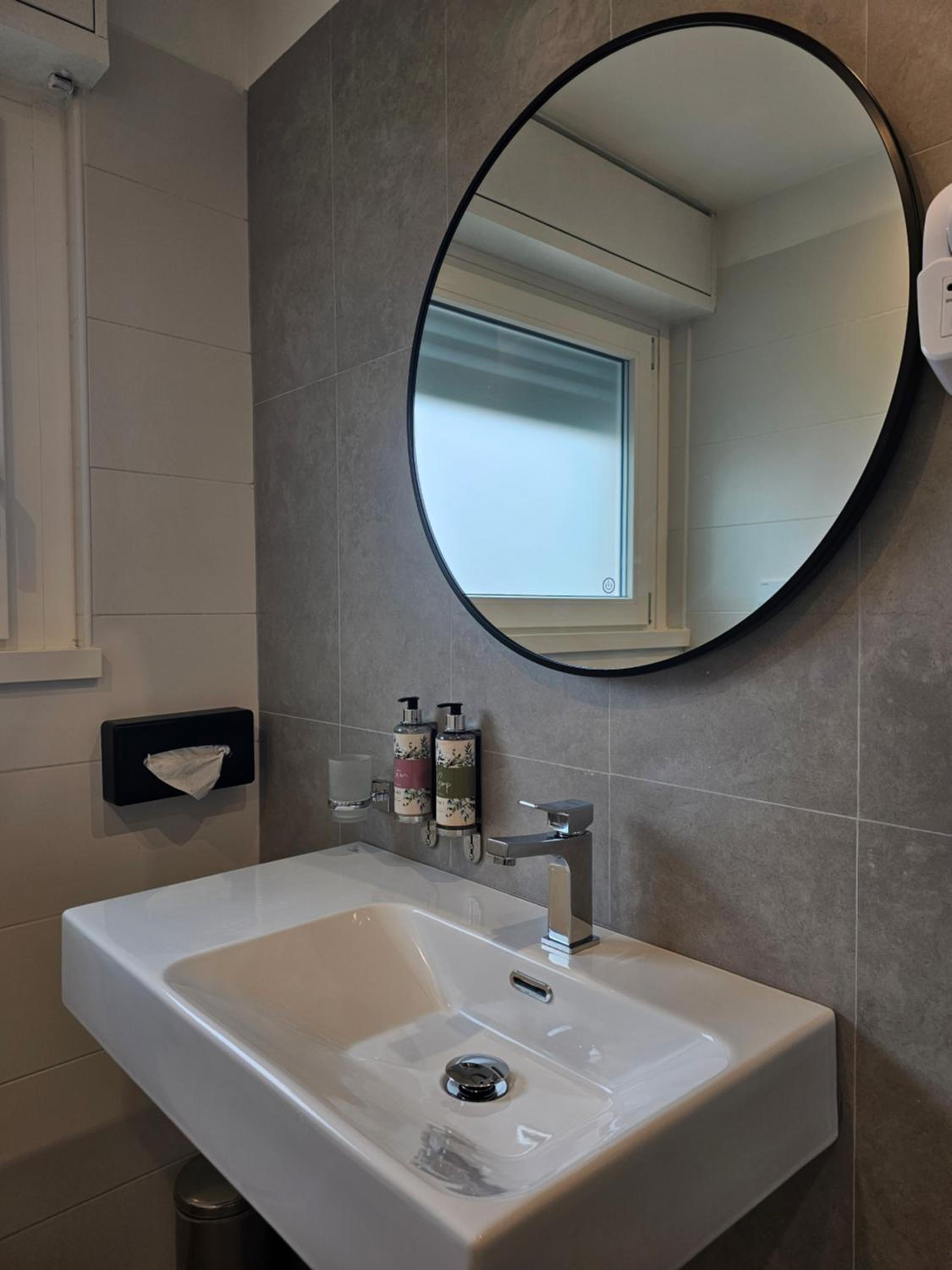 Small Double Room photo 3