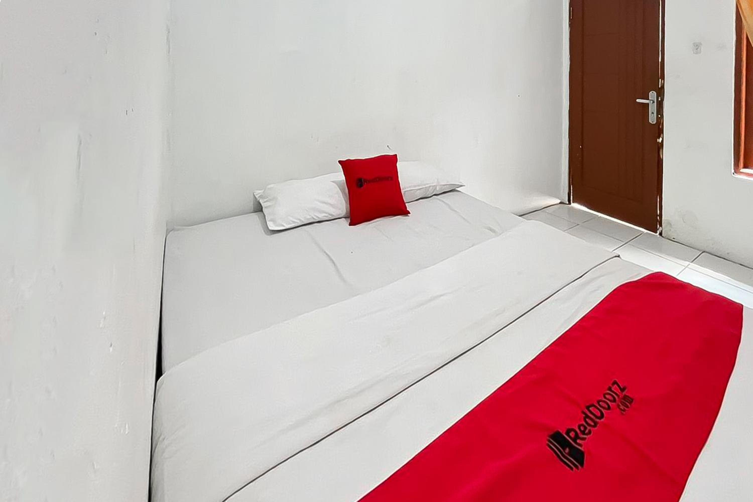 Standard Double Room photo 3