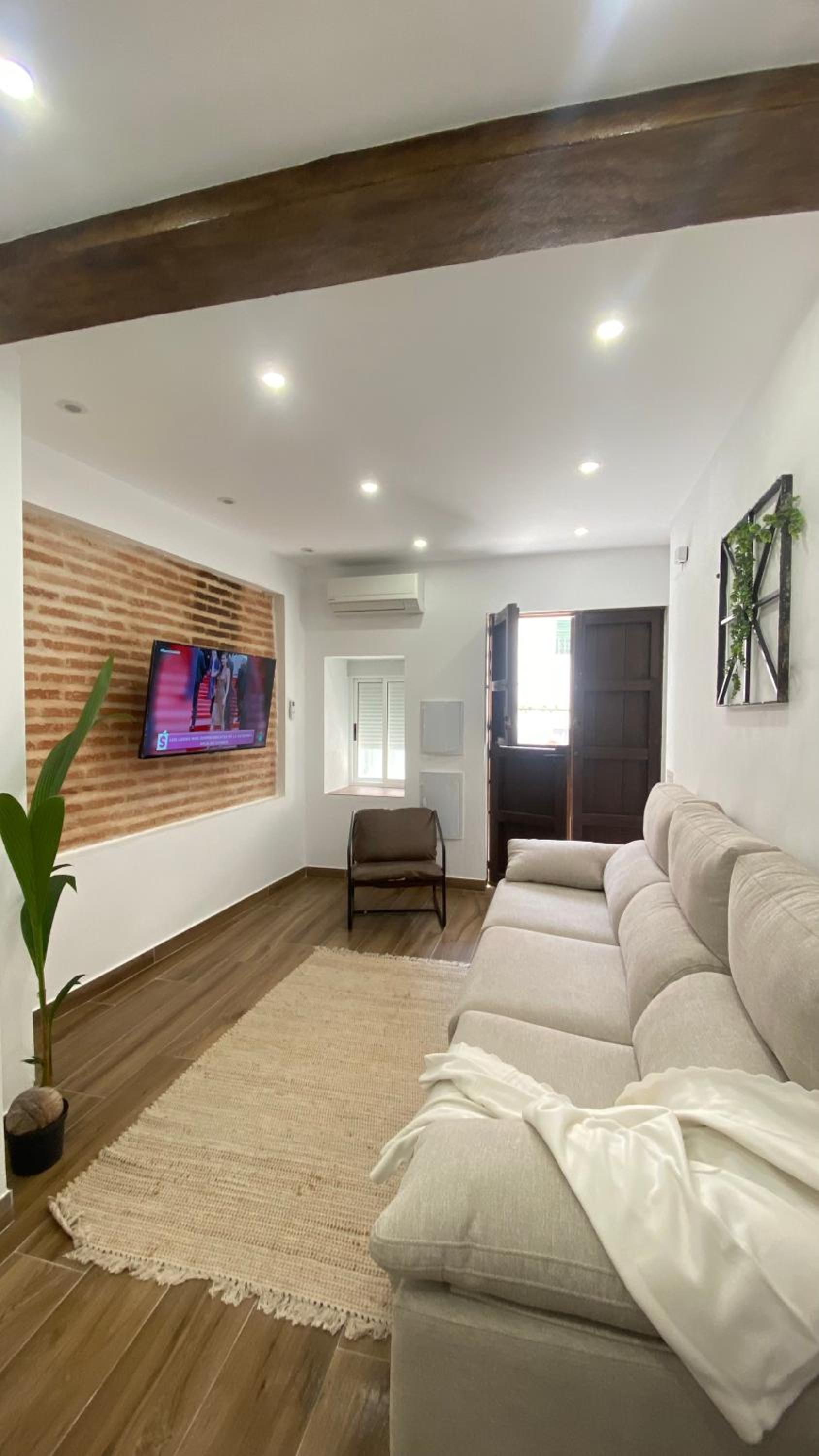Casa de cuatro habitaciones