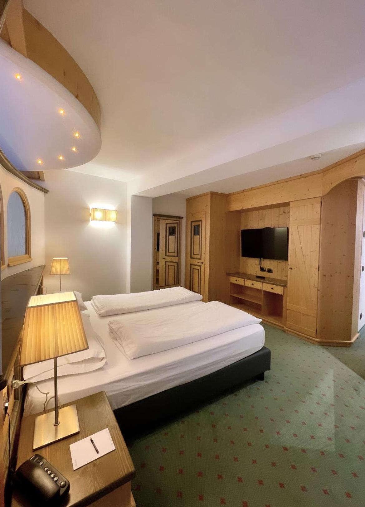Superior Double Room - Photo 1