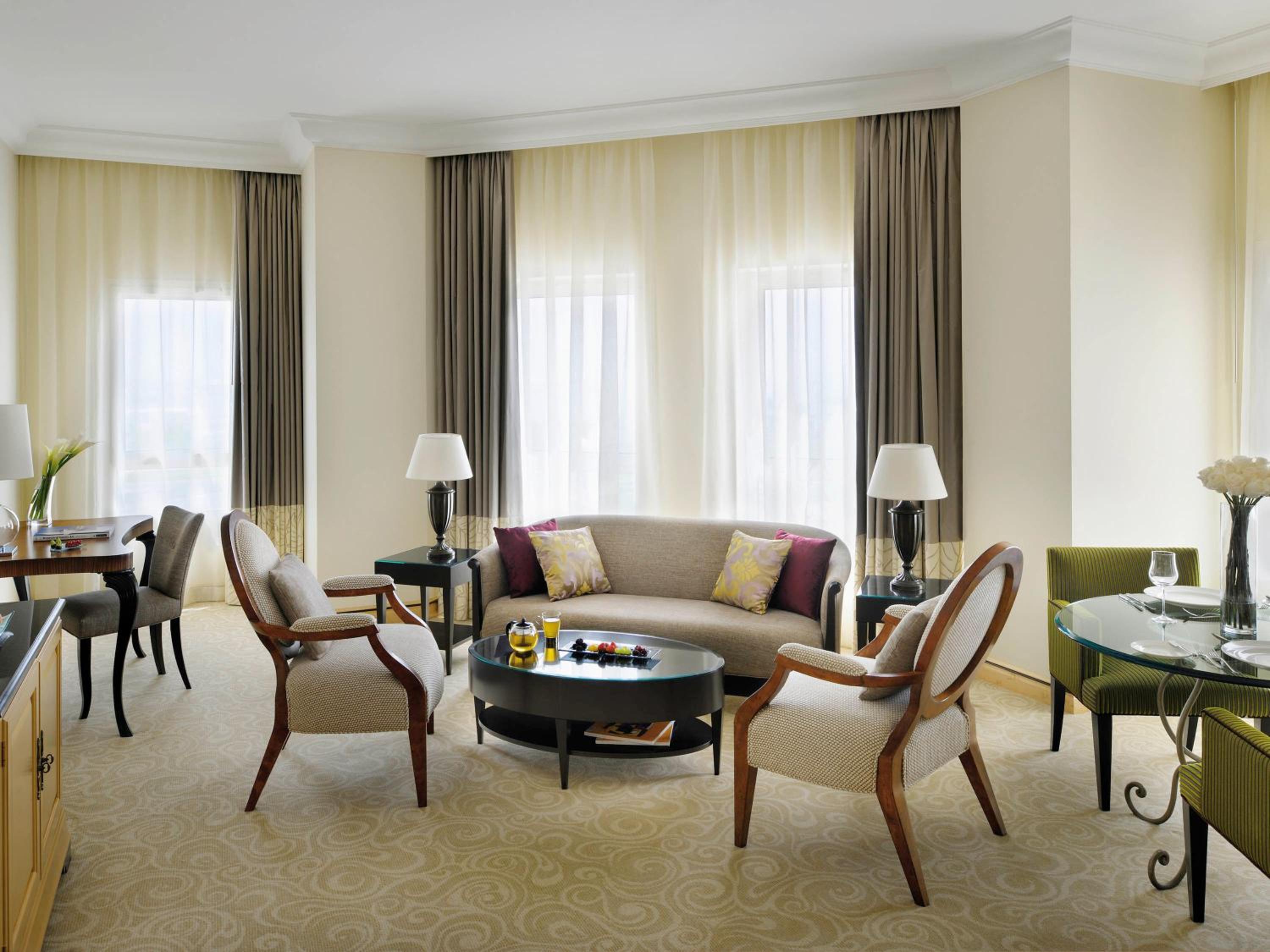 Business Suite - Photo 2