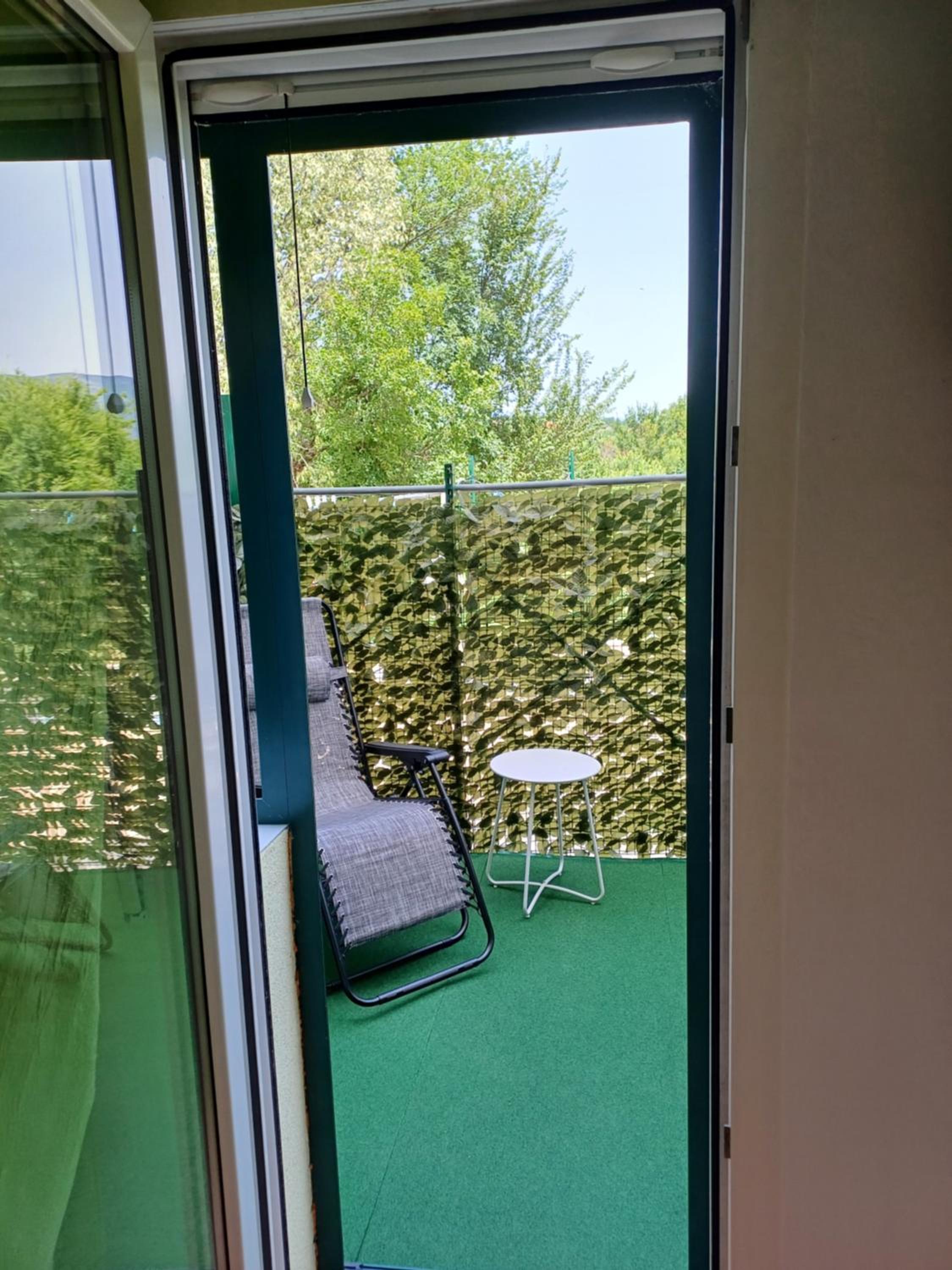 Deluxe Double Room with Bath photo 3