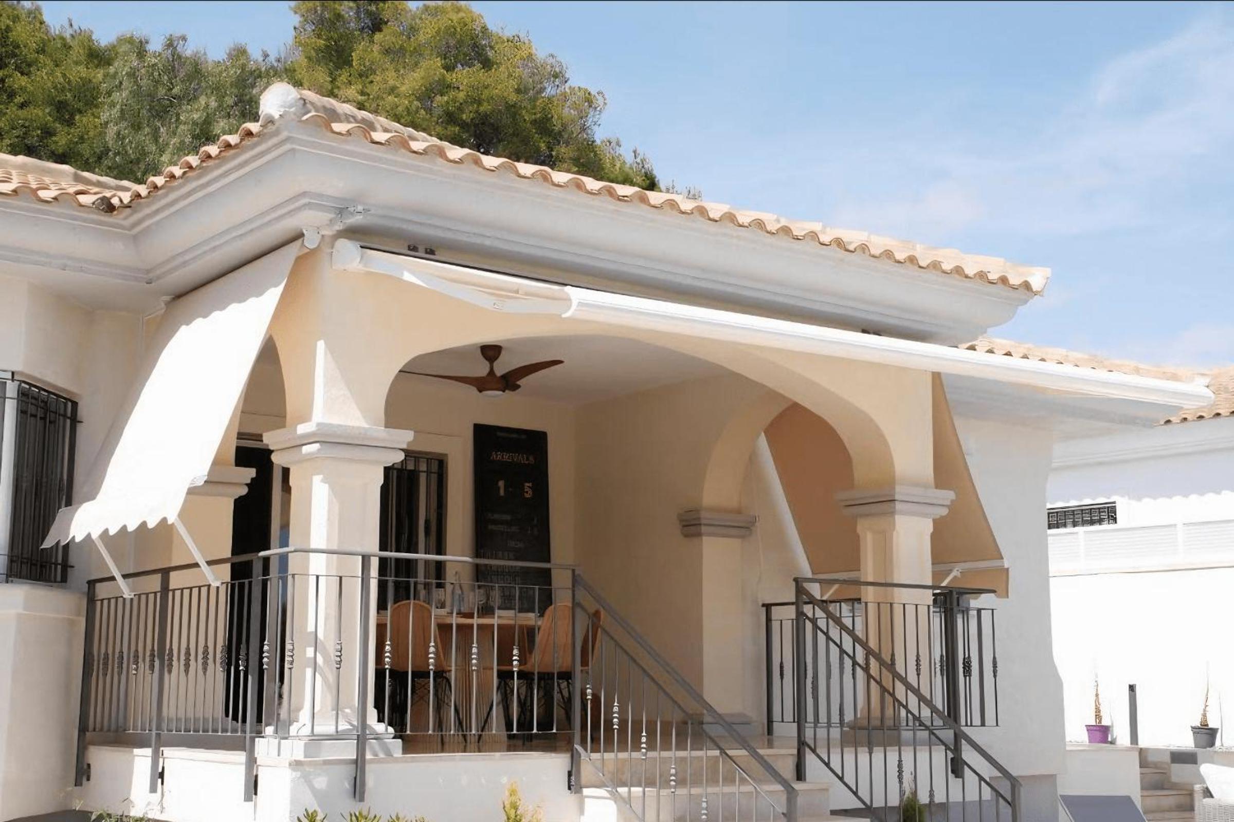 Villa photo 2