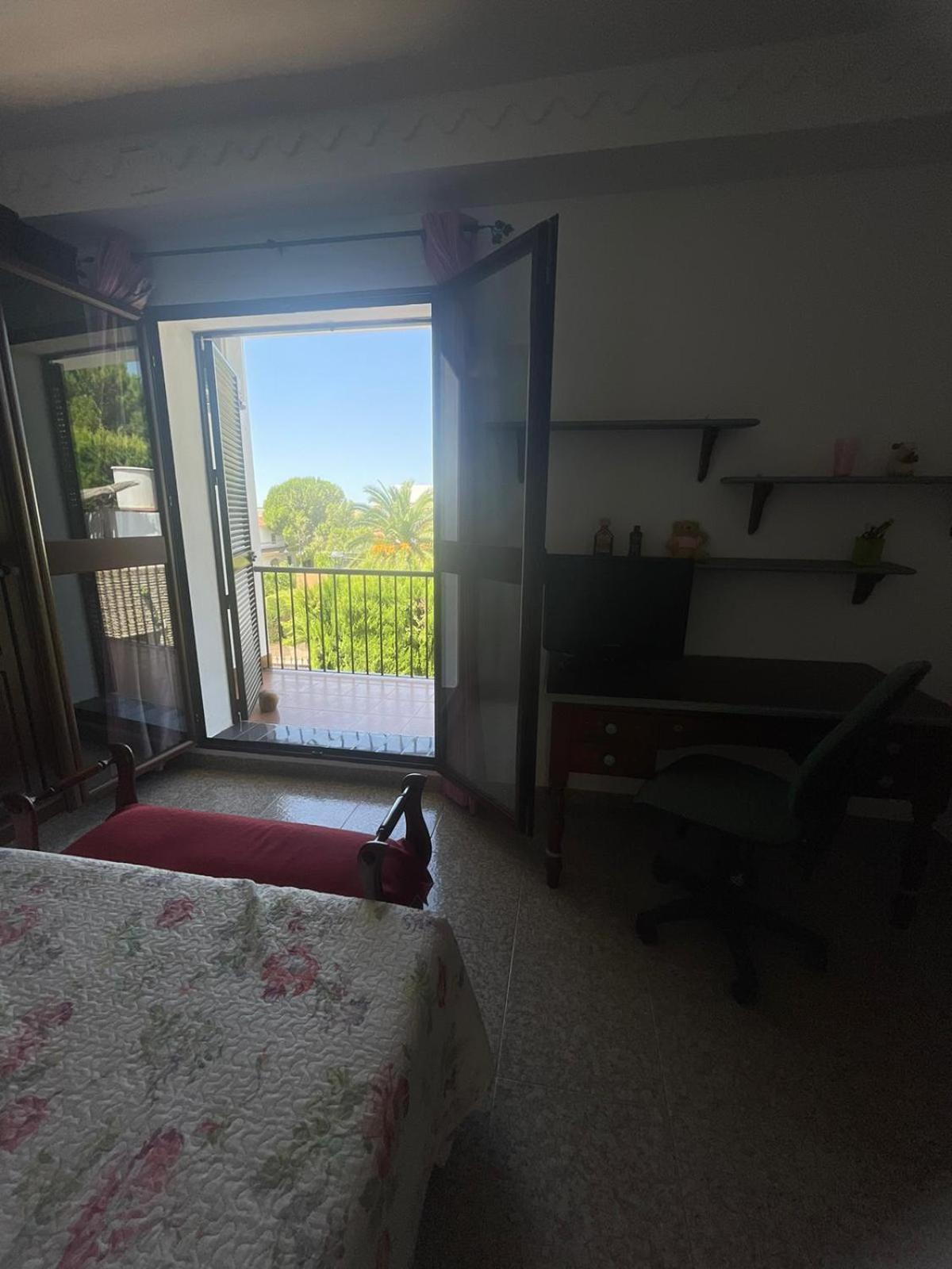 Casa de Seis Habitaciones