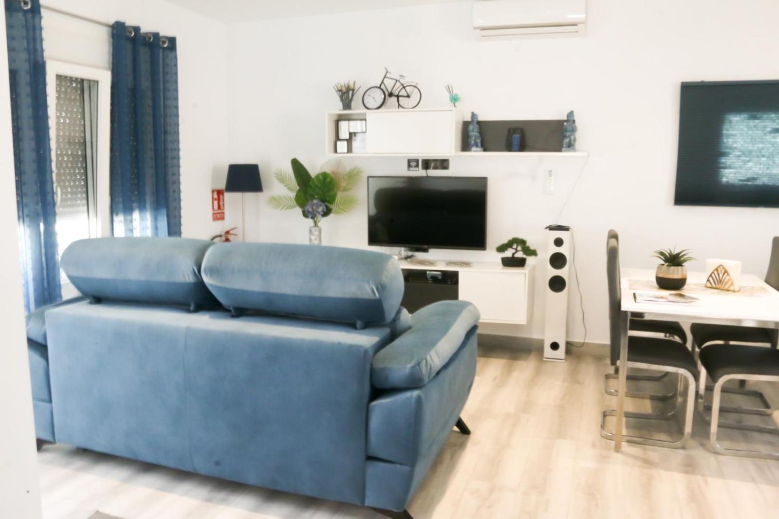 Two-Bedroom House photo 2