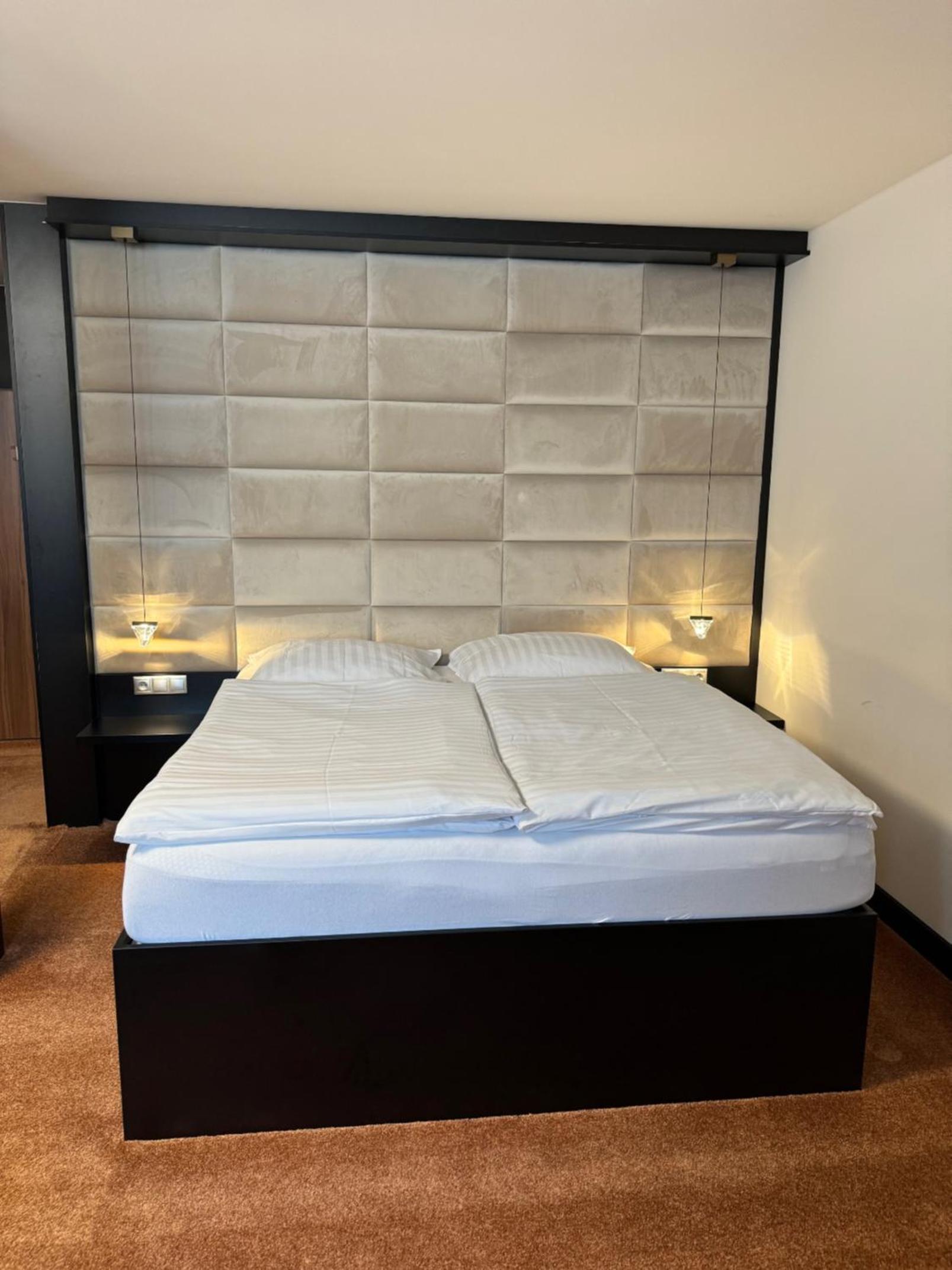 Executive Suite photo 2