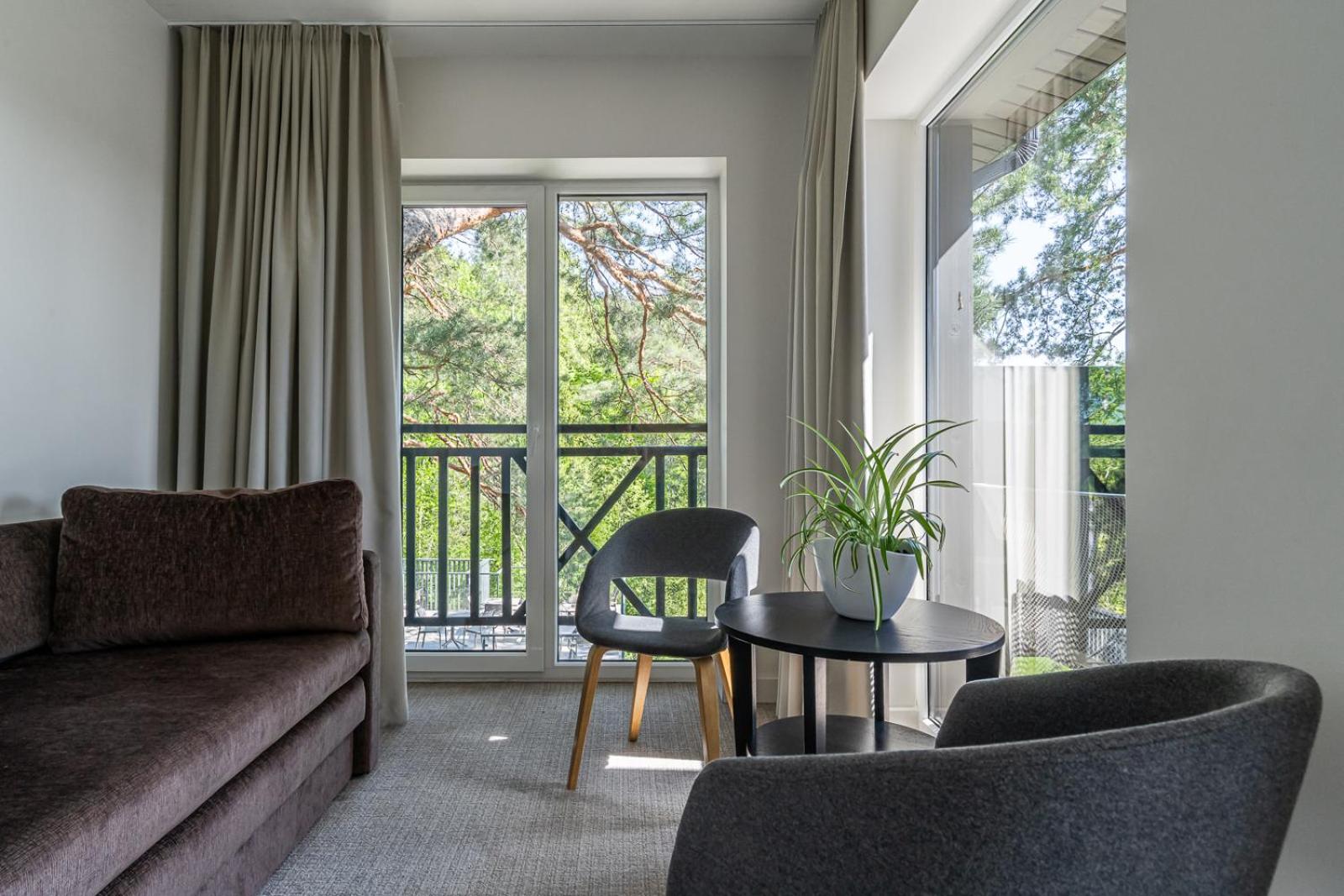 Apartment with Balcony - Photo 1