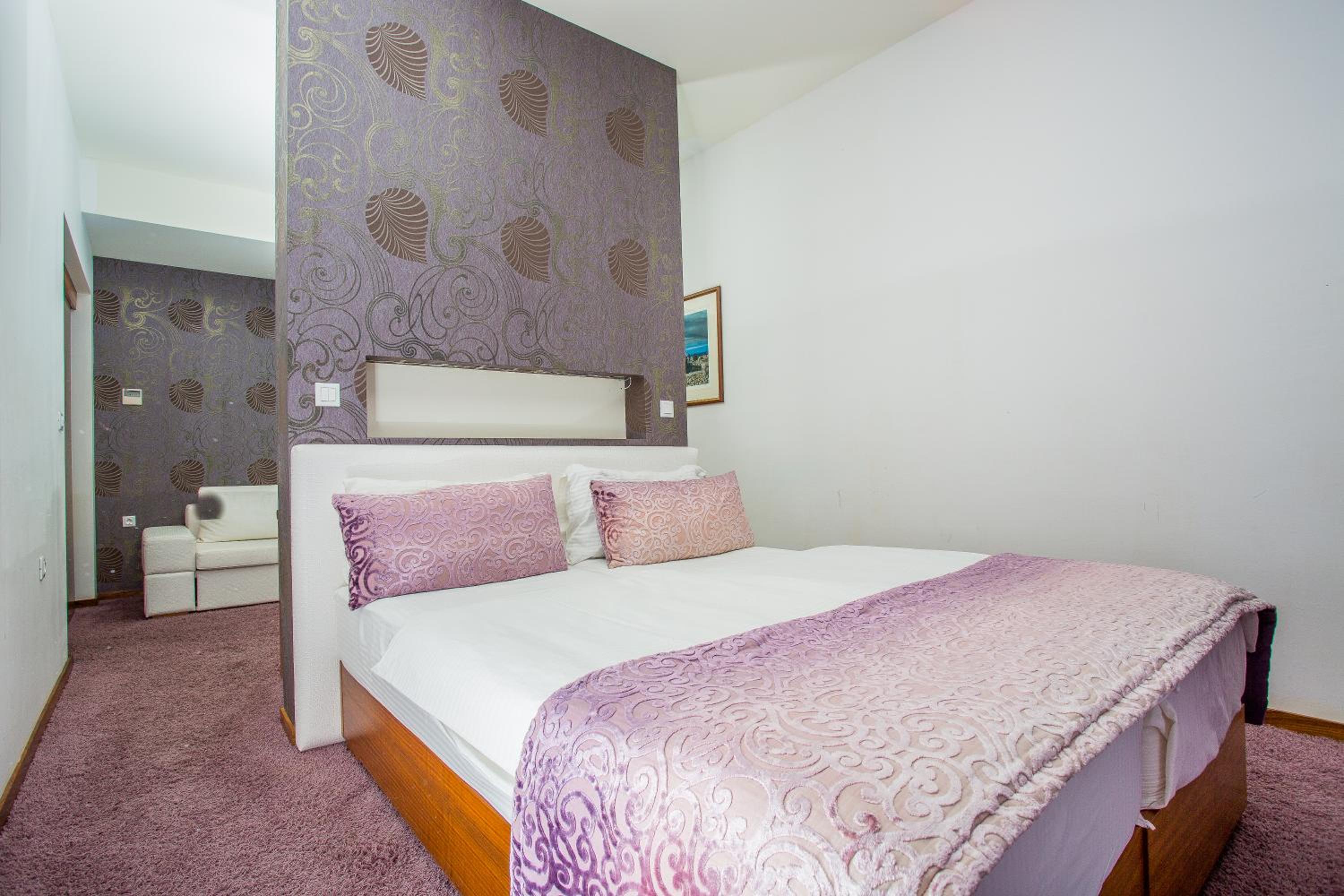 Classic Quadruple Room - Photo 3