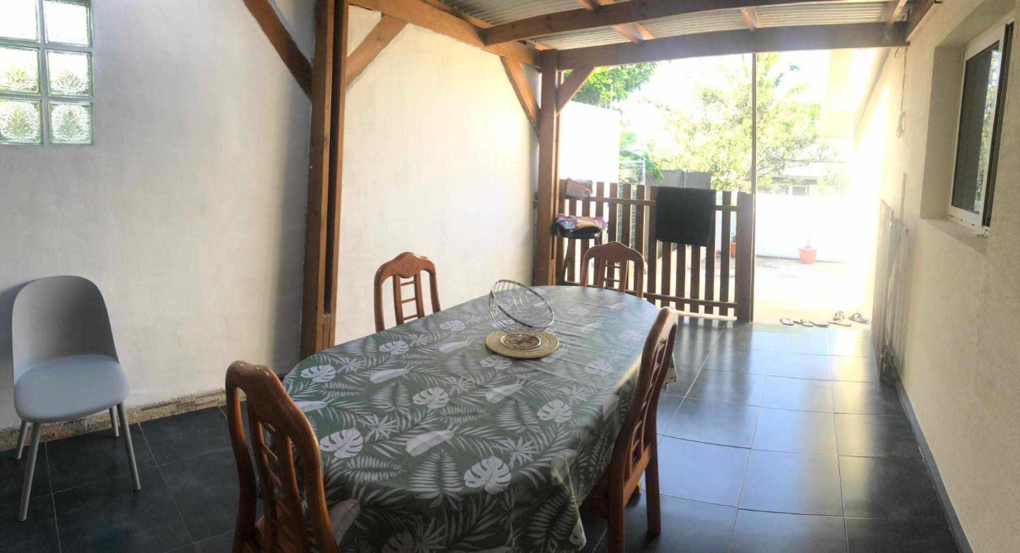 Two-Bedroom House photo 3
