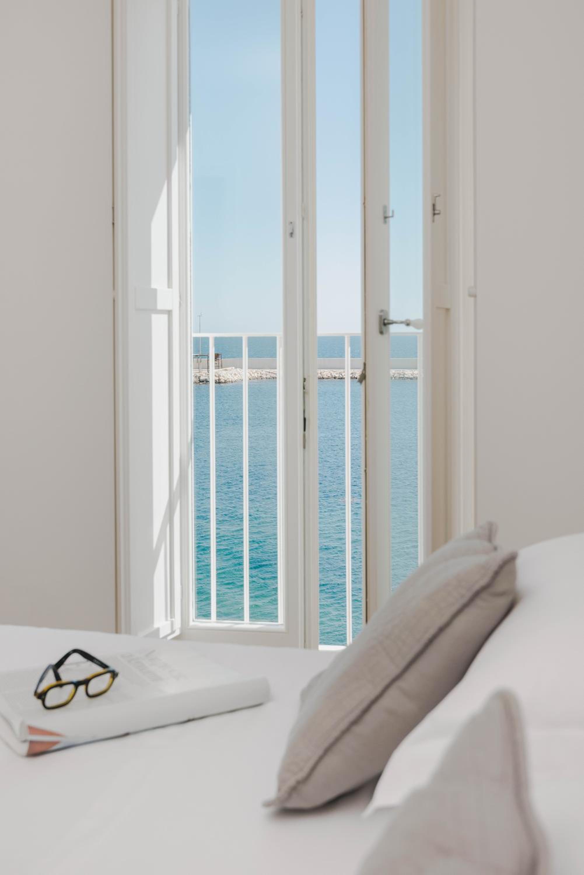 Apartment with Sea View photo 2