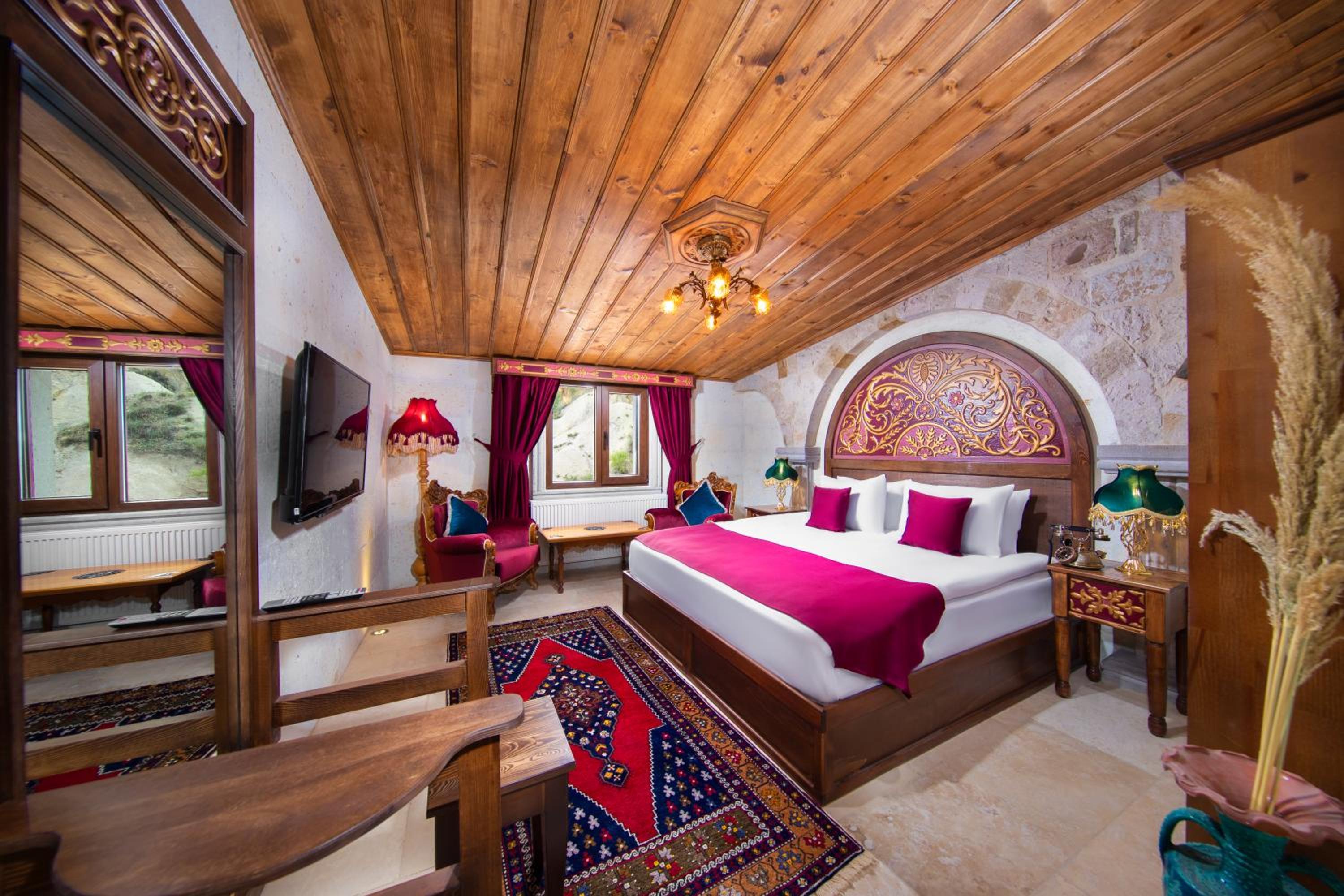 Deluxe Double Room with Castle View photo 2