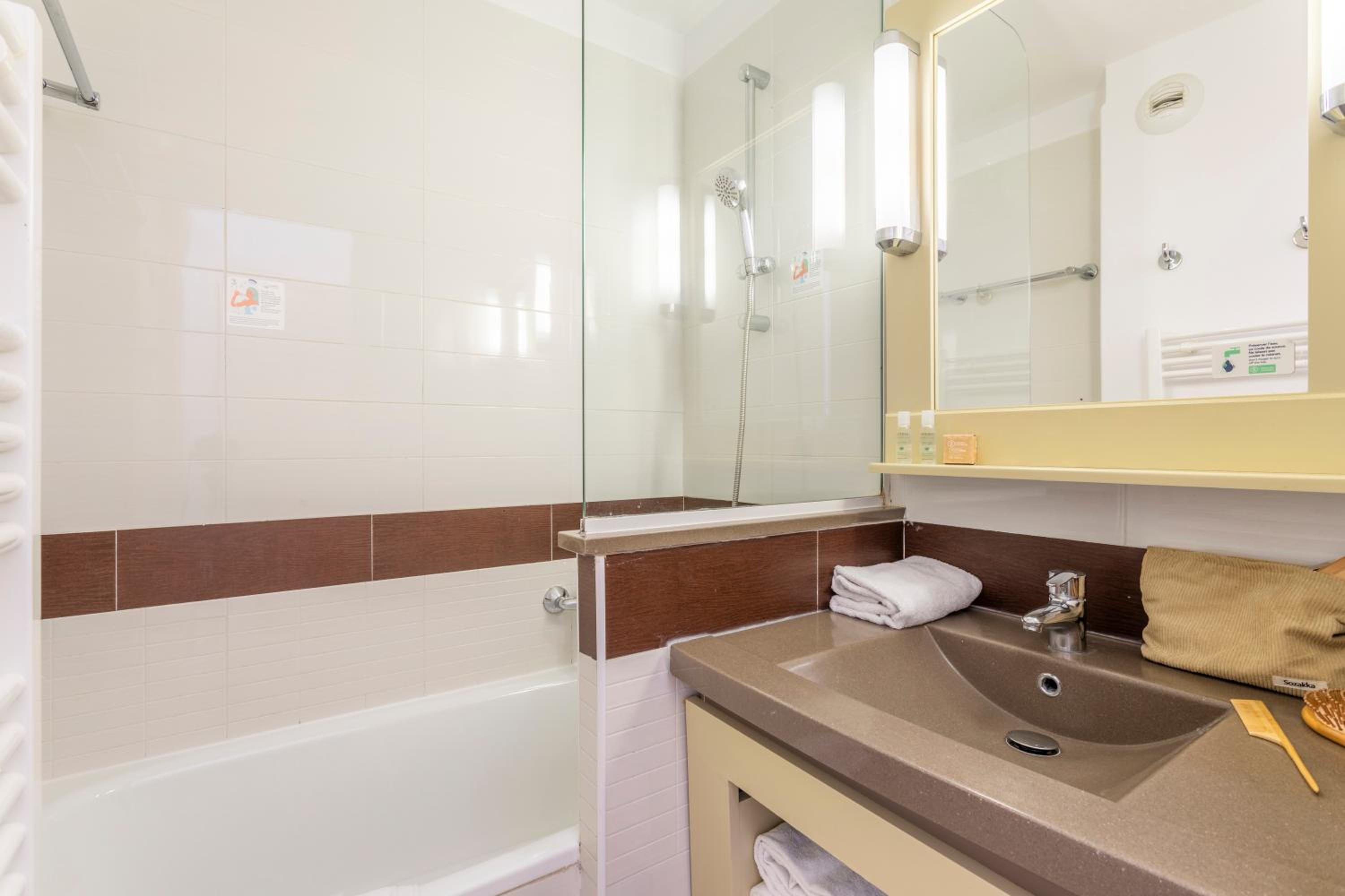 One-Bedroom Apartment with Air Conditioning and Terrace (5 People) - Sea View - Photo 8