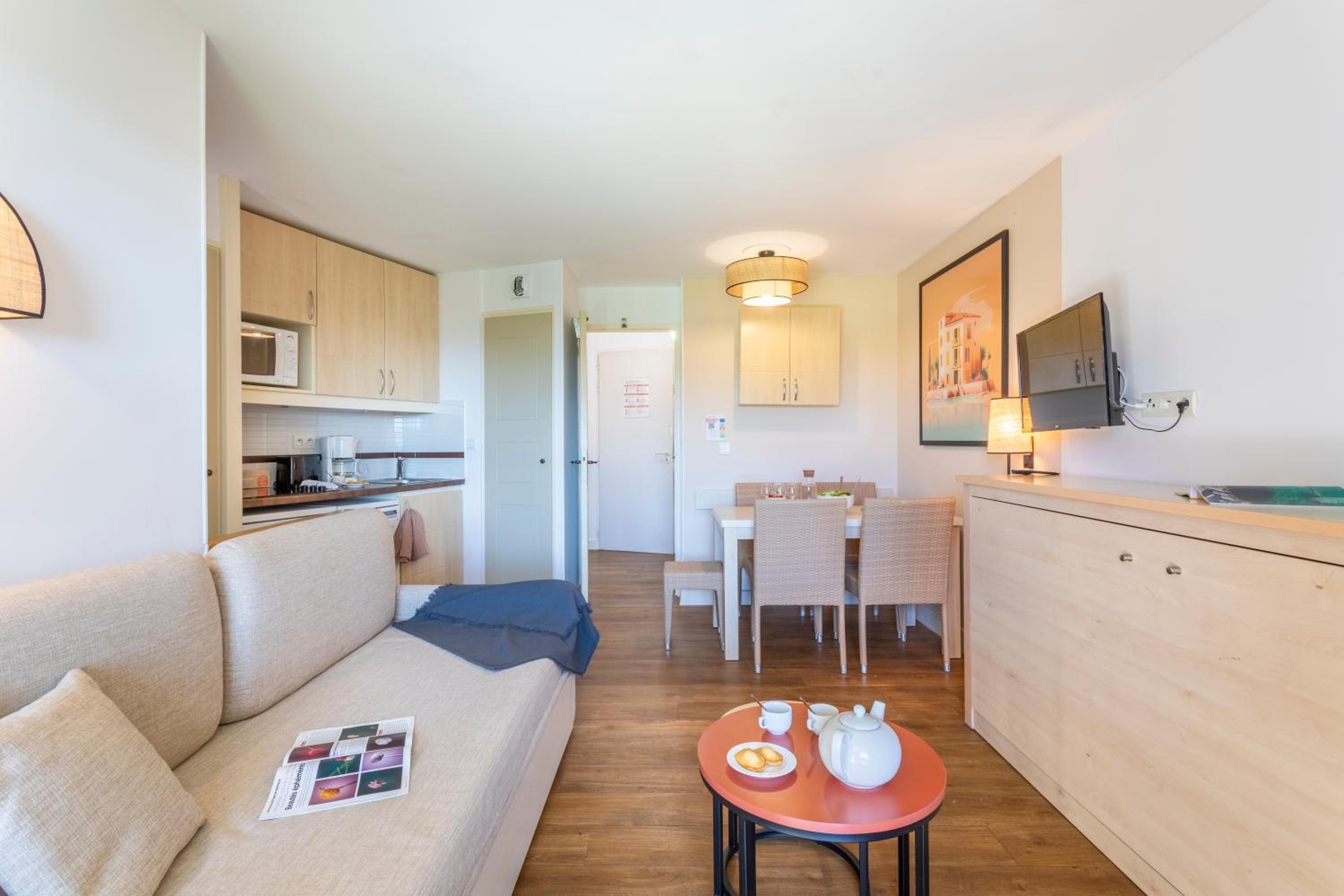 One-Bedroom Apartment with Air Conditioning and Terrace (5 People) - Sea View - Photo 2