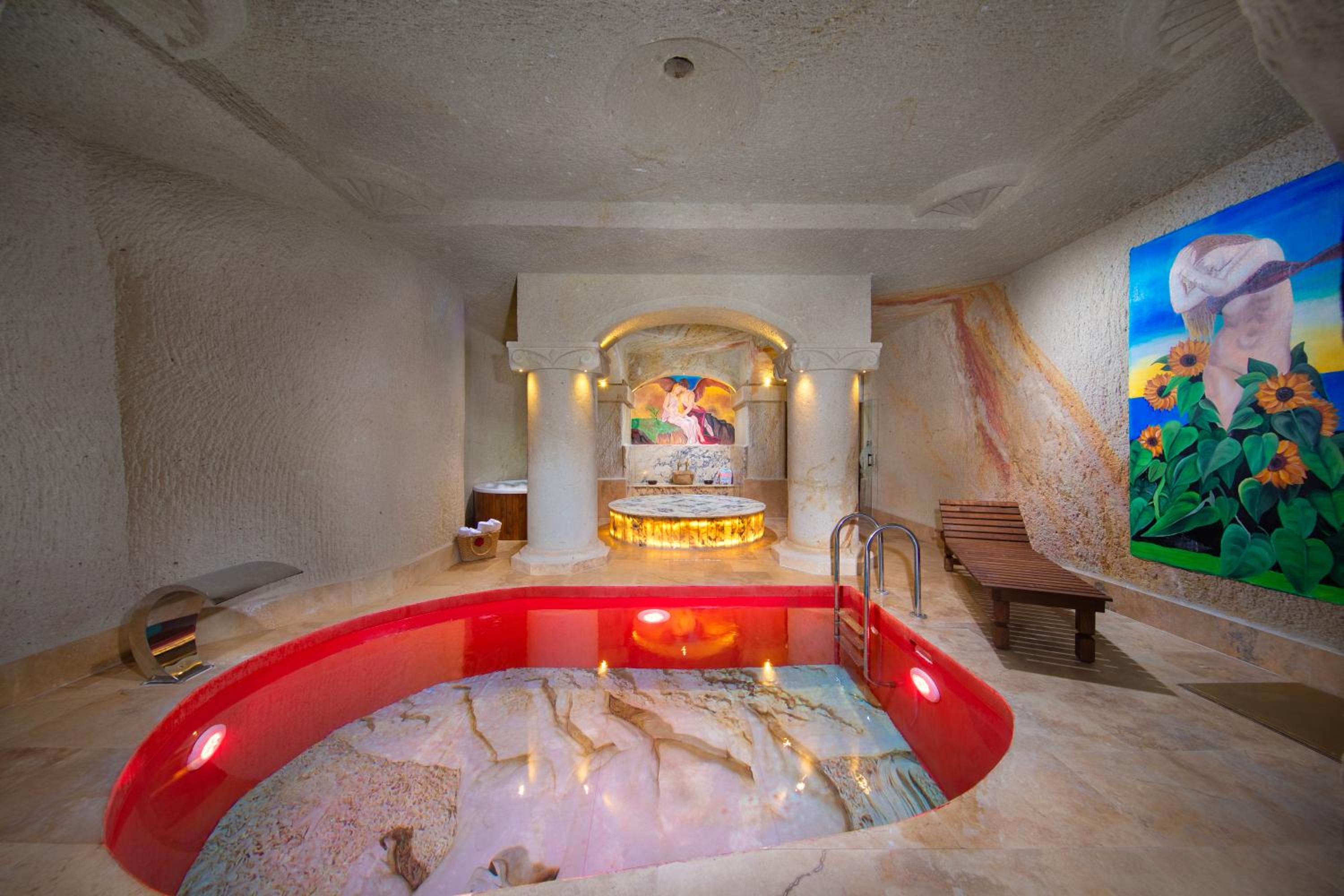 Suite with Private Pool photo 3