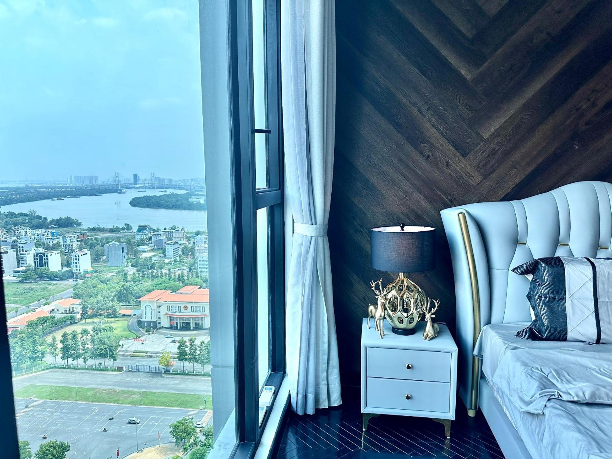 Two-Bedroom Apartment With Balcony And Terrace photo 3