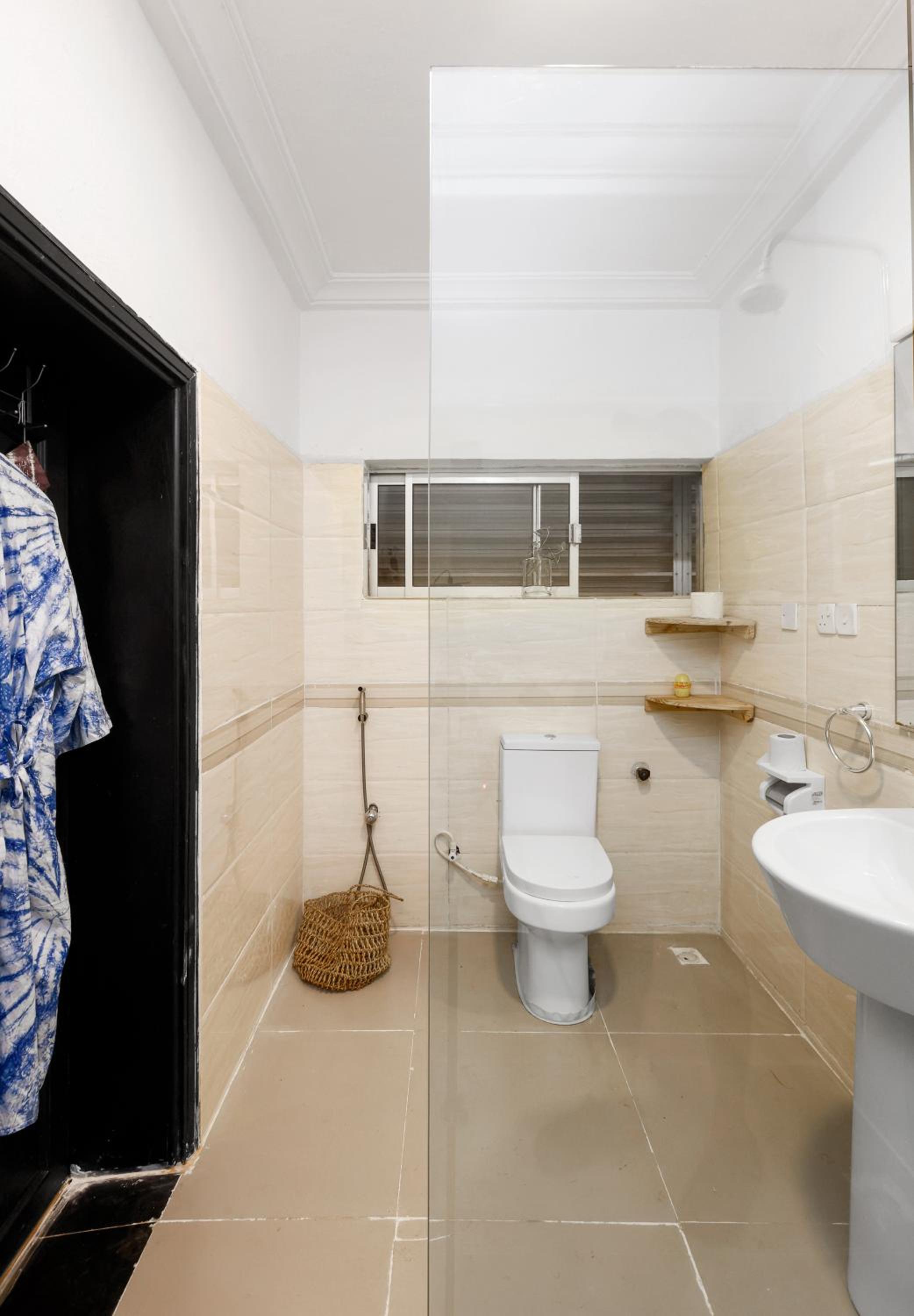 Deluxe King Suite photo 3
