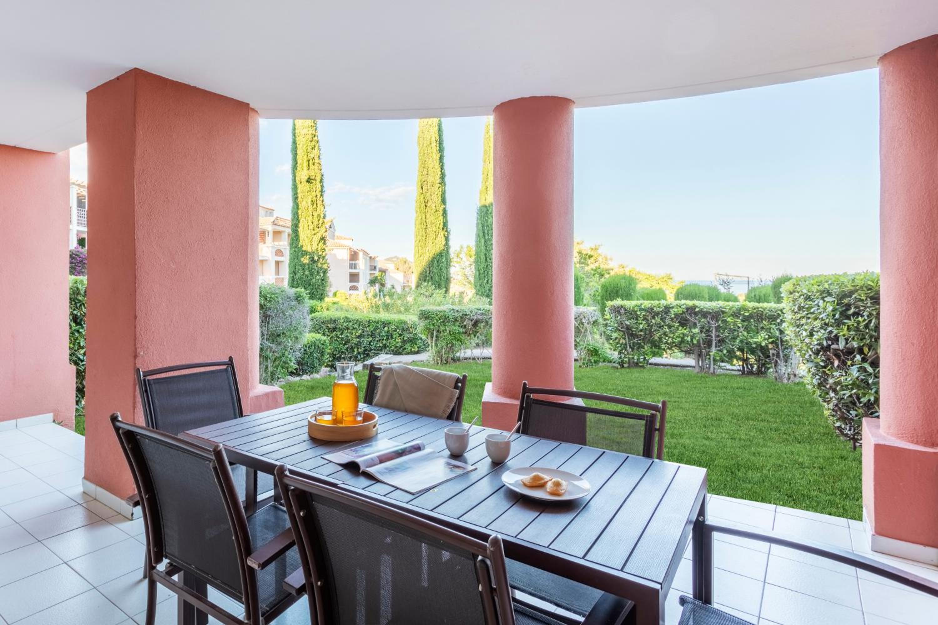 One-Bedroom Apartment with Sleeping Alcove, Air Conditioning and Terrace (6 People) - Sea View - Photo 4