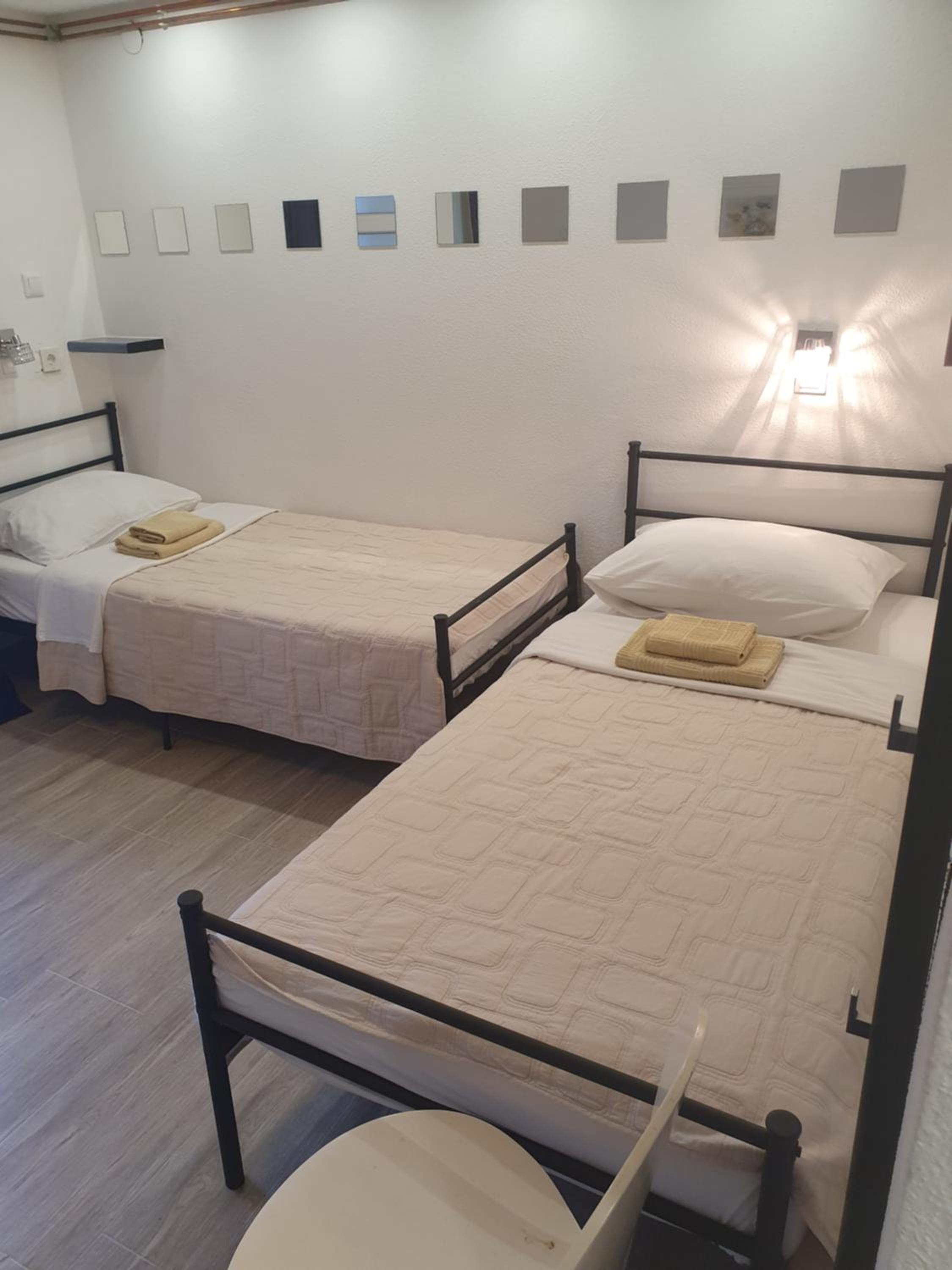 Triple Room with Terrace - Photo 22