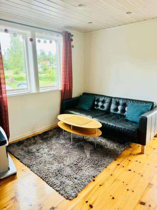 Three-Bedroom House photo 1