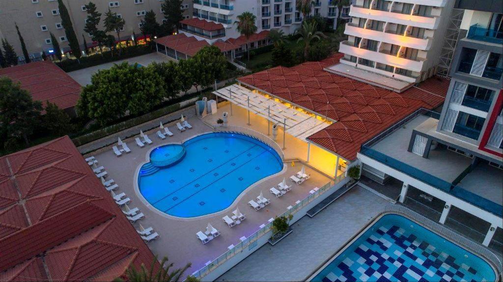 Double Room with Balcony photo 3