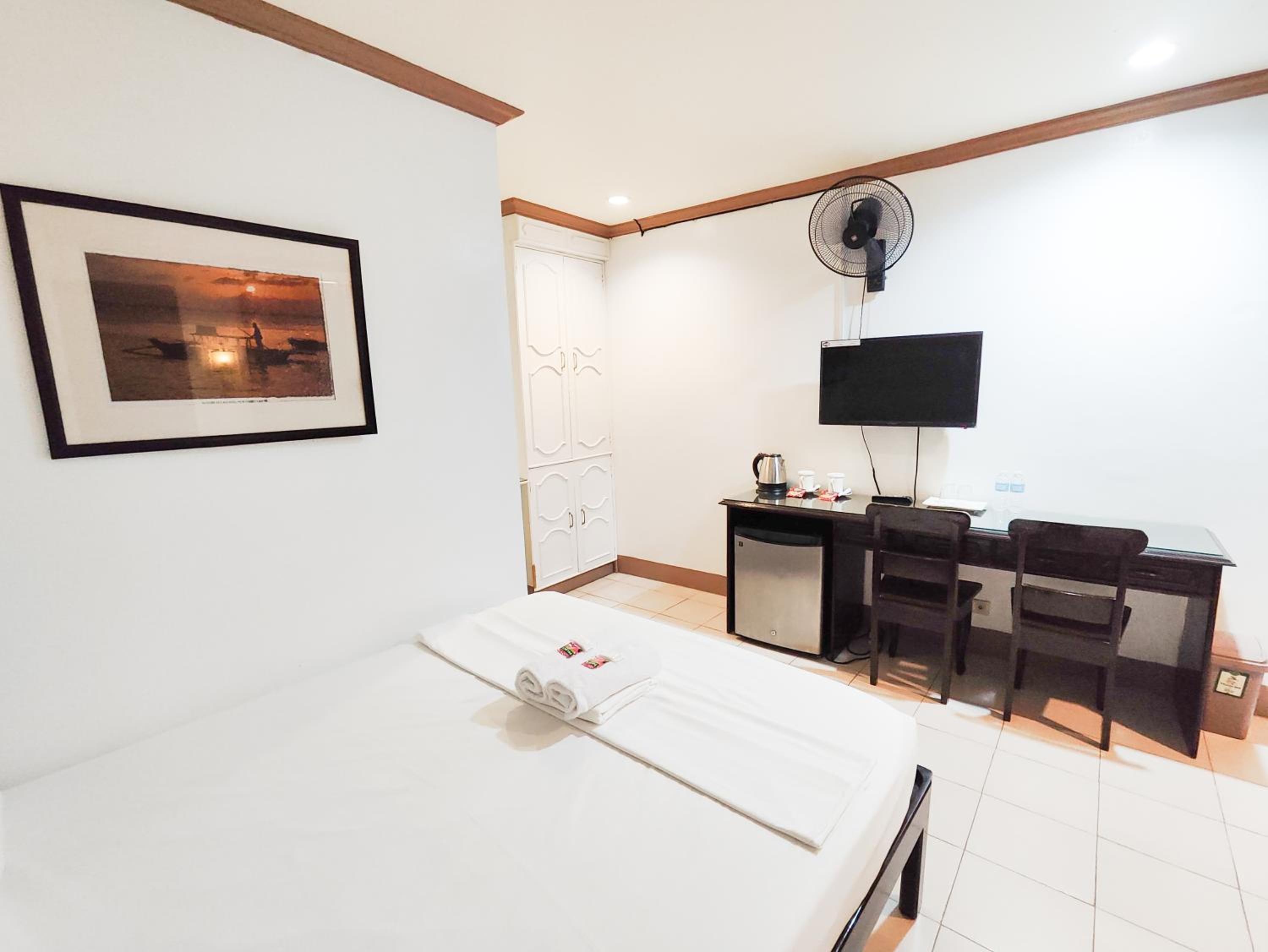 Double Room with Balcony photo 3