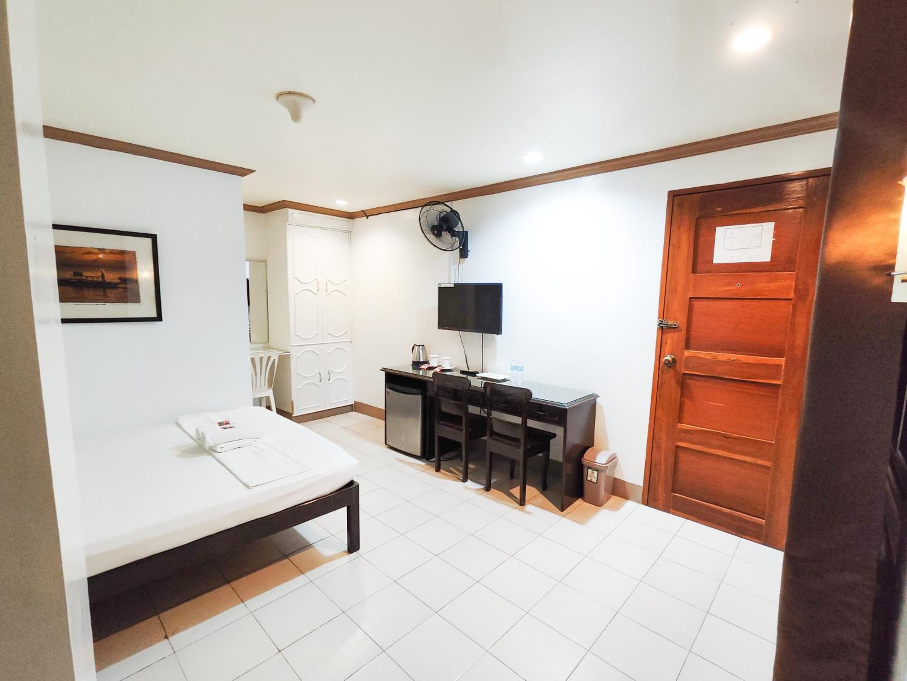 Double Room with Balcony photo 2