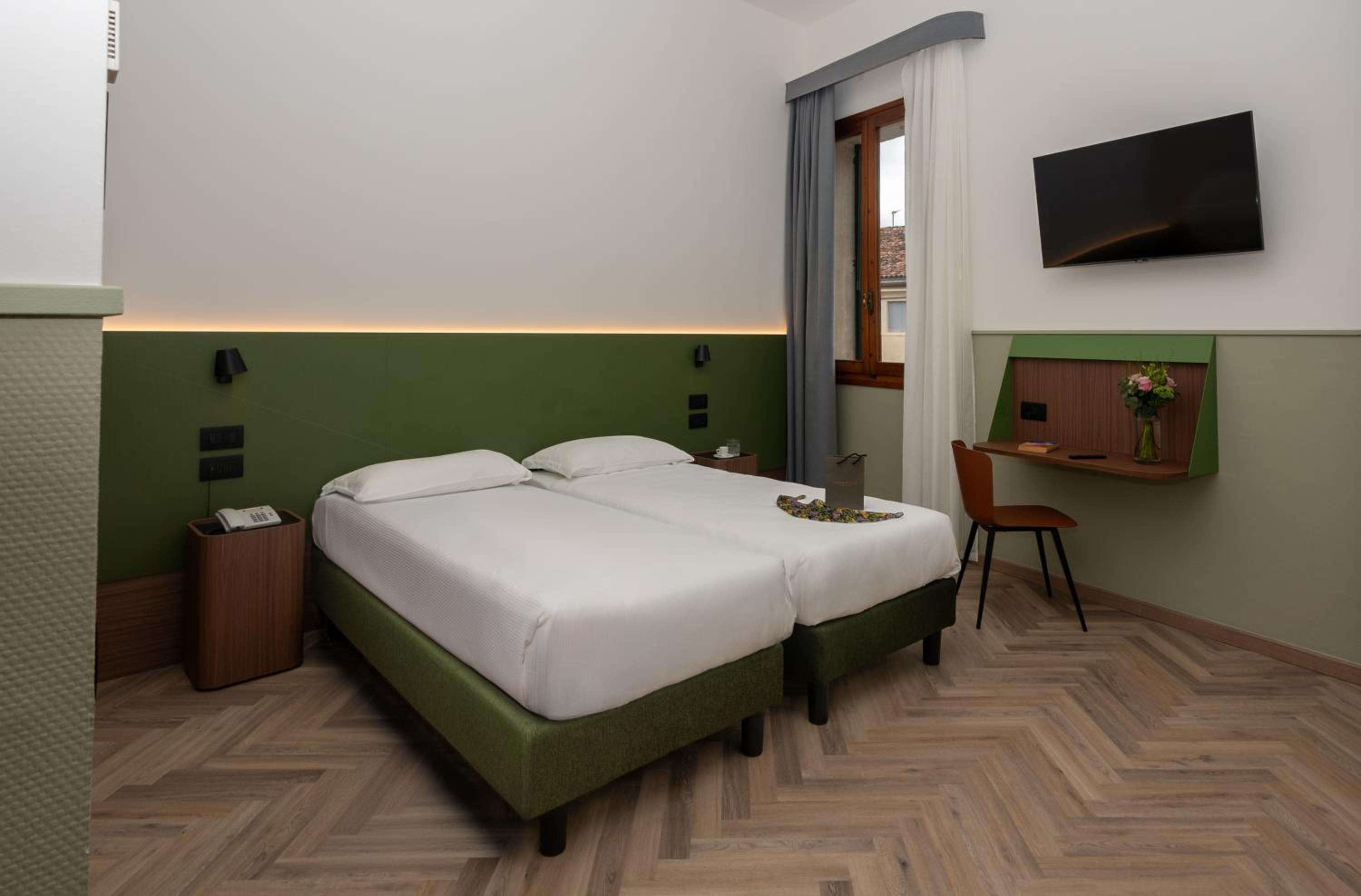 Superior Triple Room - Photo 3