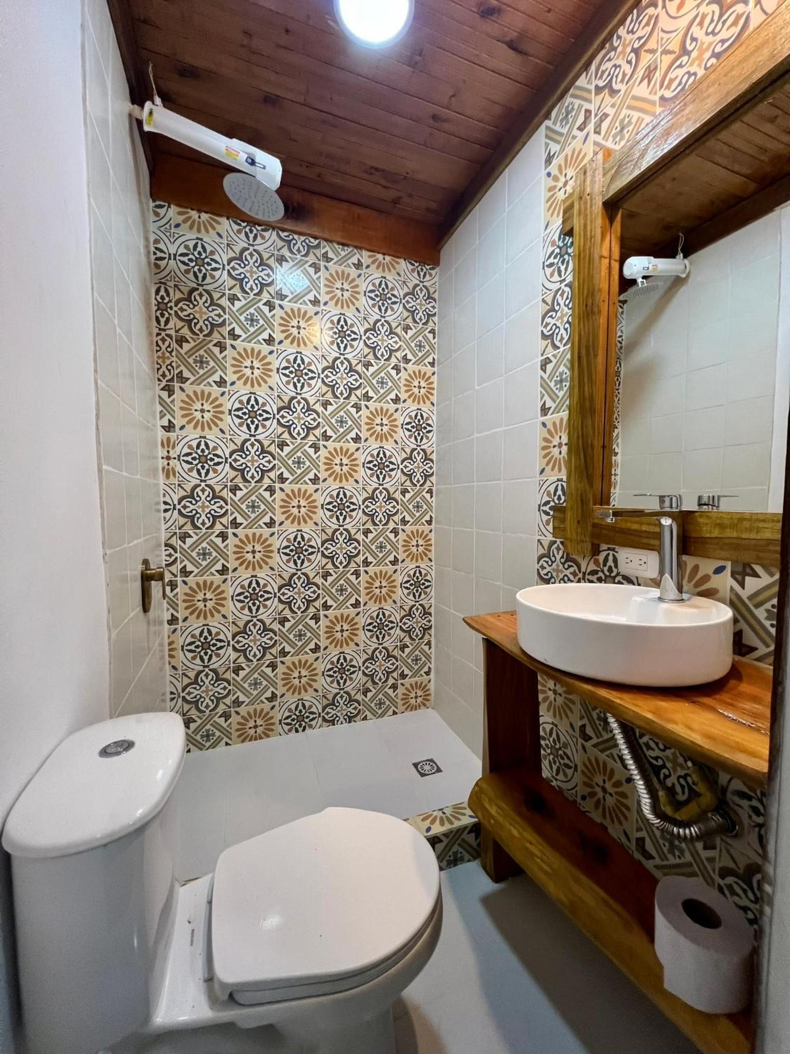 Triple Room with Shared Bathroom photo 3