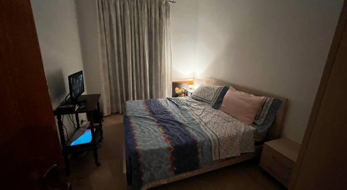 Double Room With Shared Bathroom photo 1