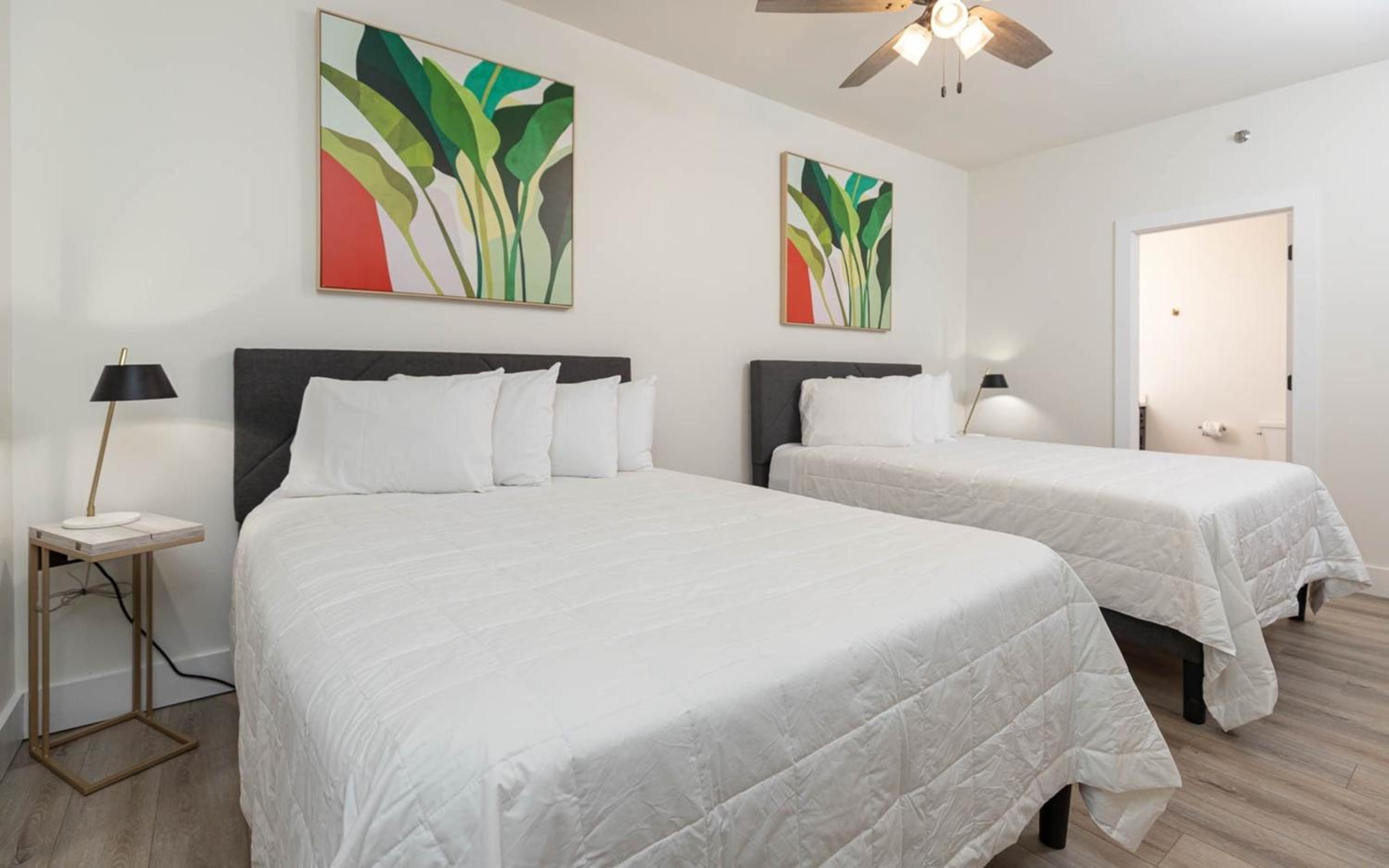 Two-Bedroom Apartment - Oceanfront  - Photo 11