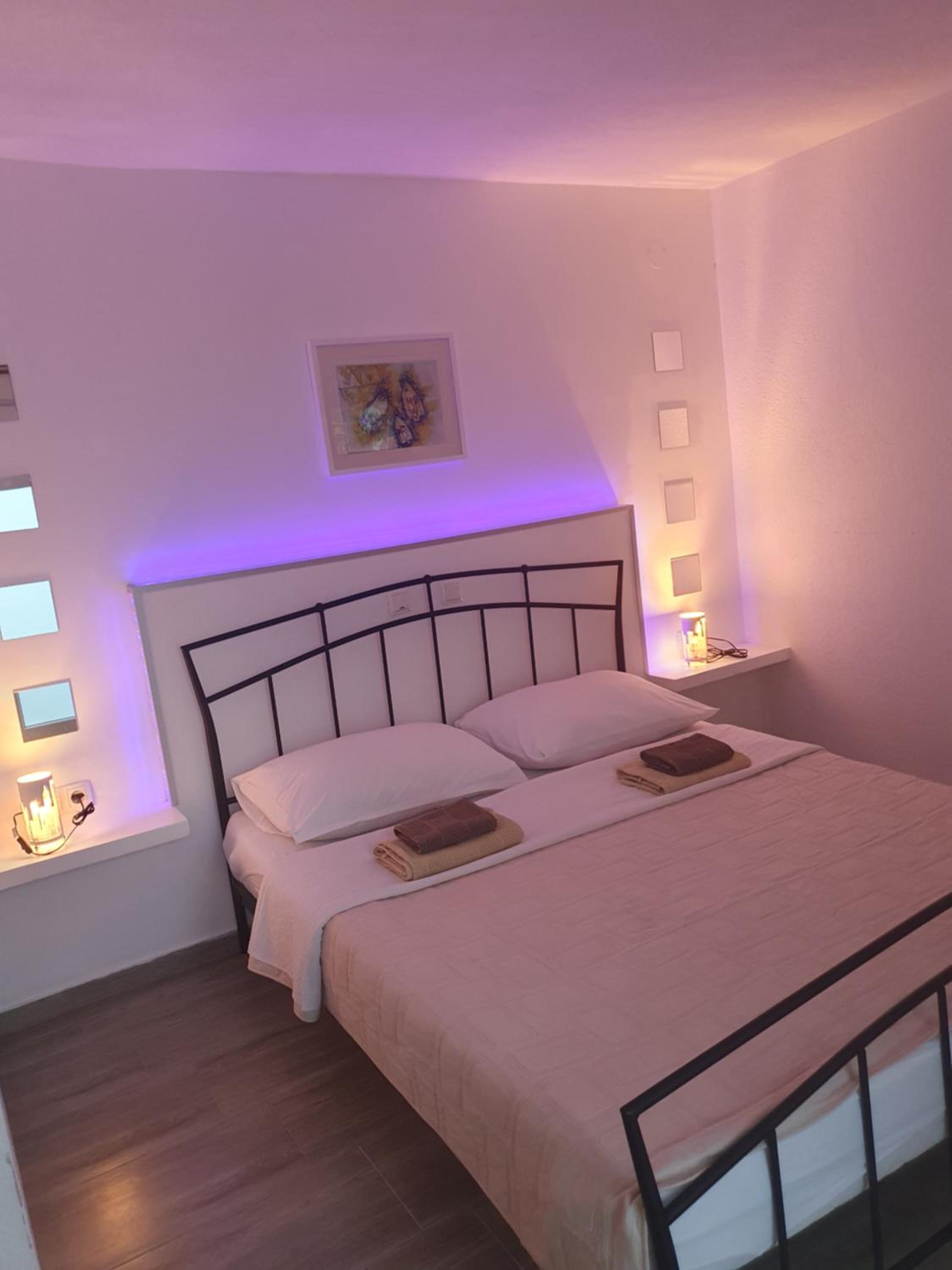 Double Room with Terrace - Photo 18