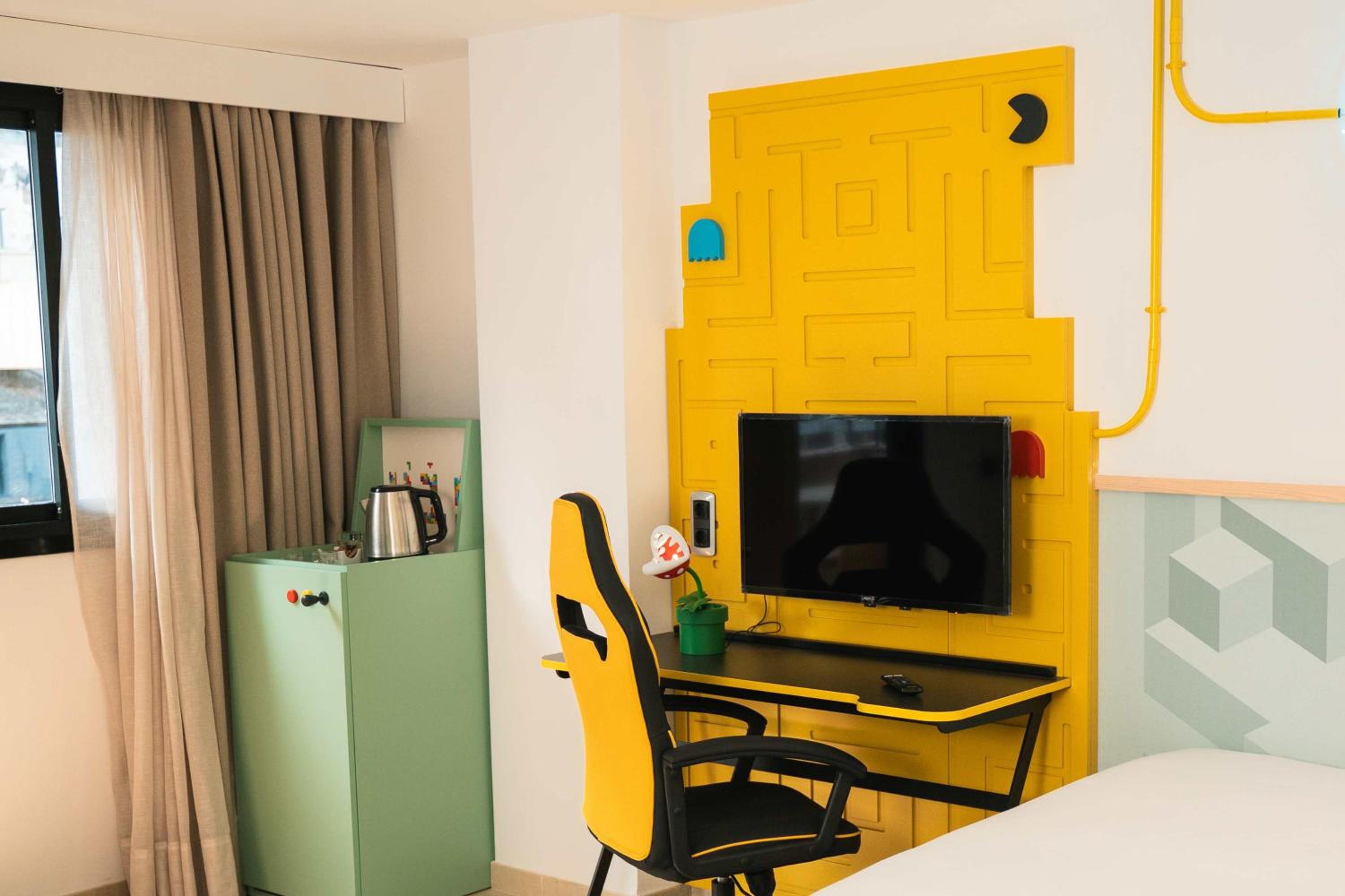 Economy Quadruple Room