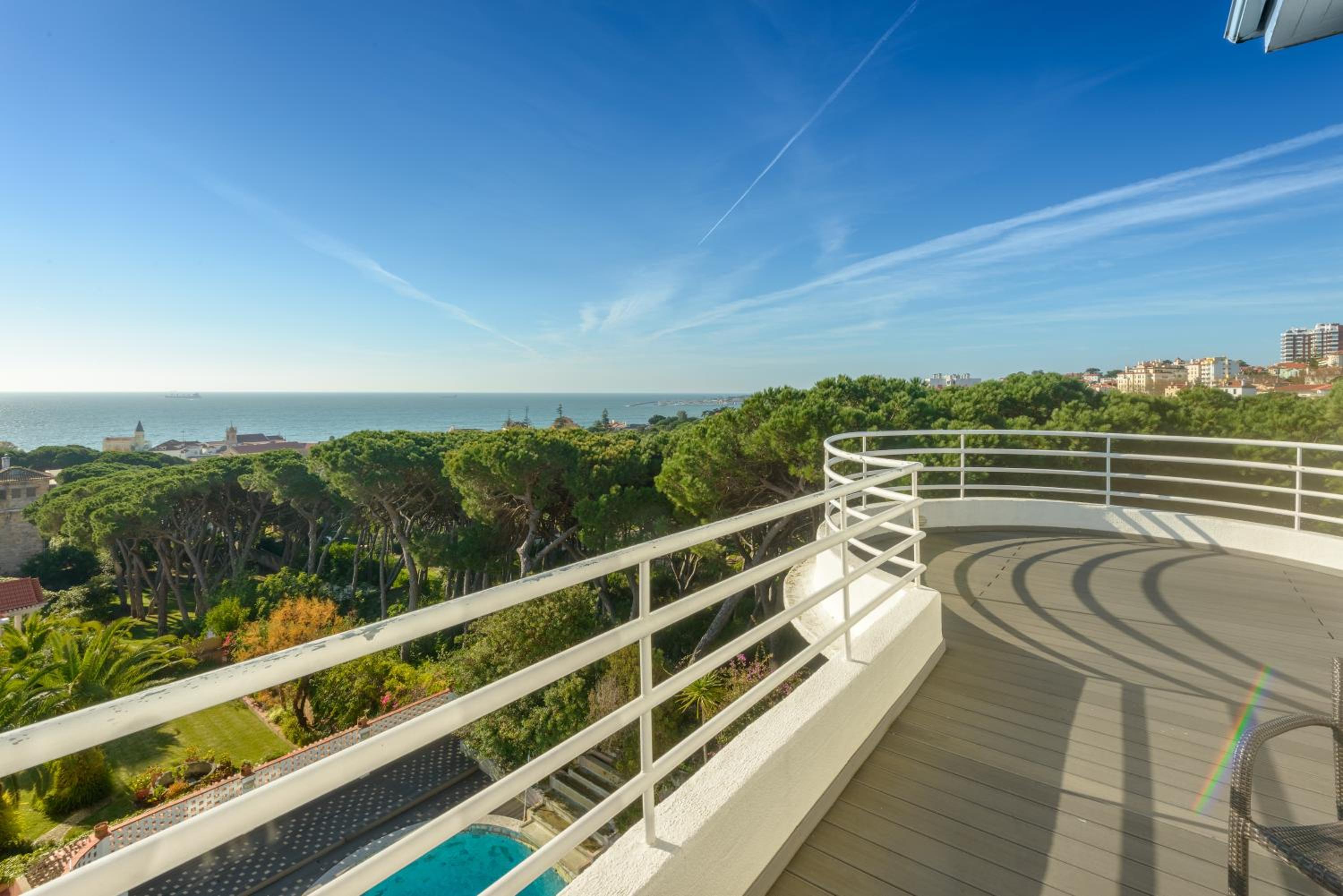 Deluxe Double Room with Sea View - Photo 8