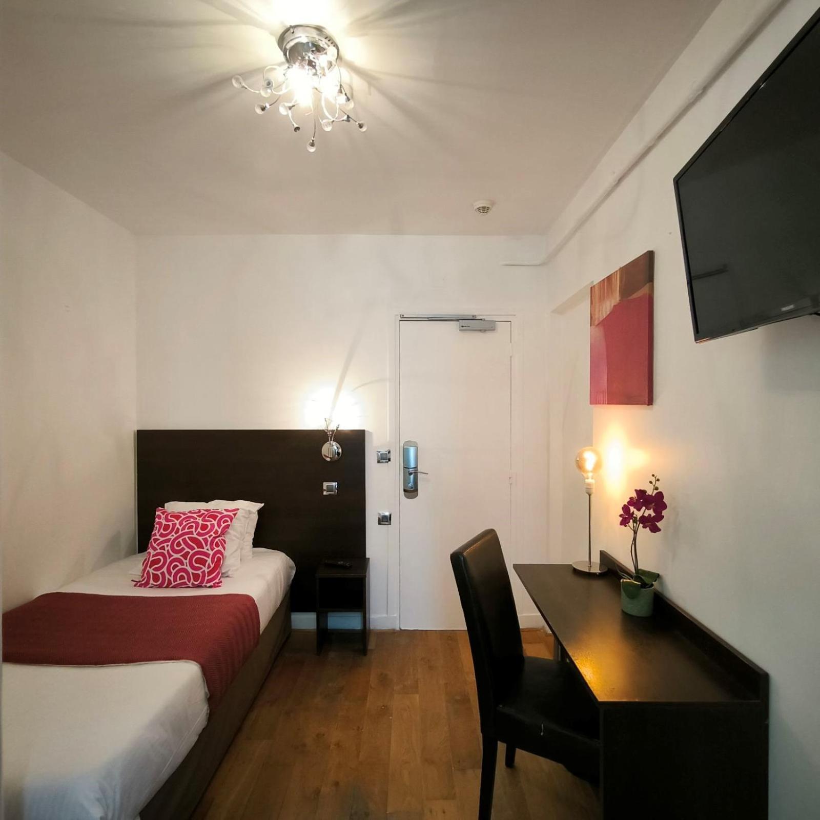 Classic Single Room photo 2