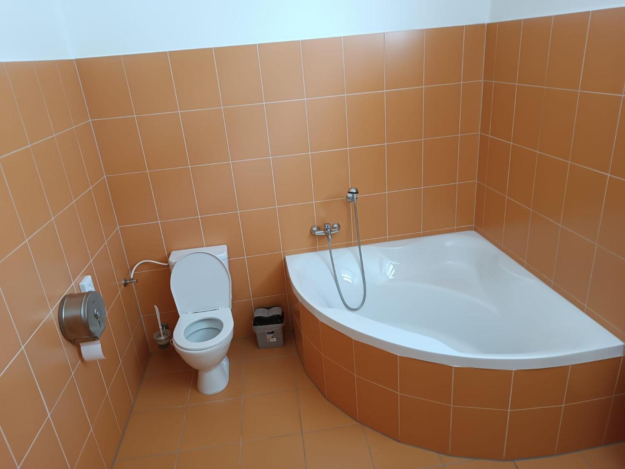 Double Room with Private Bathroom photo 2