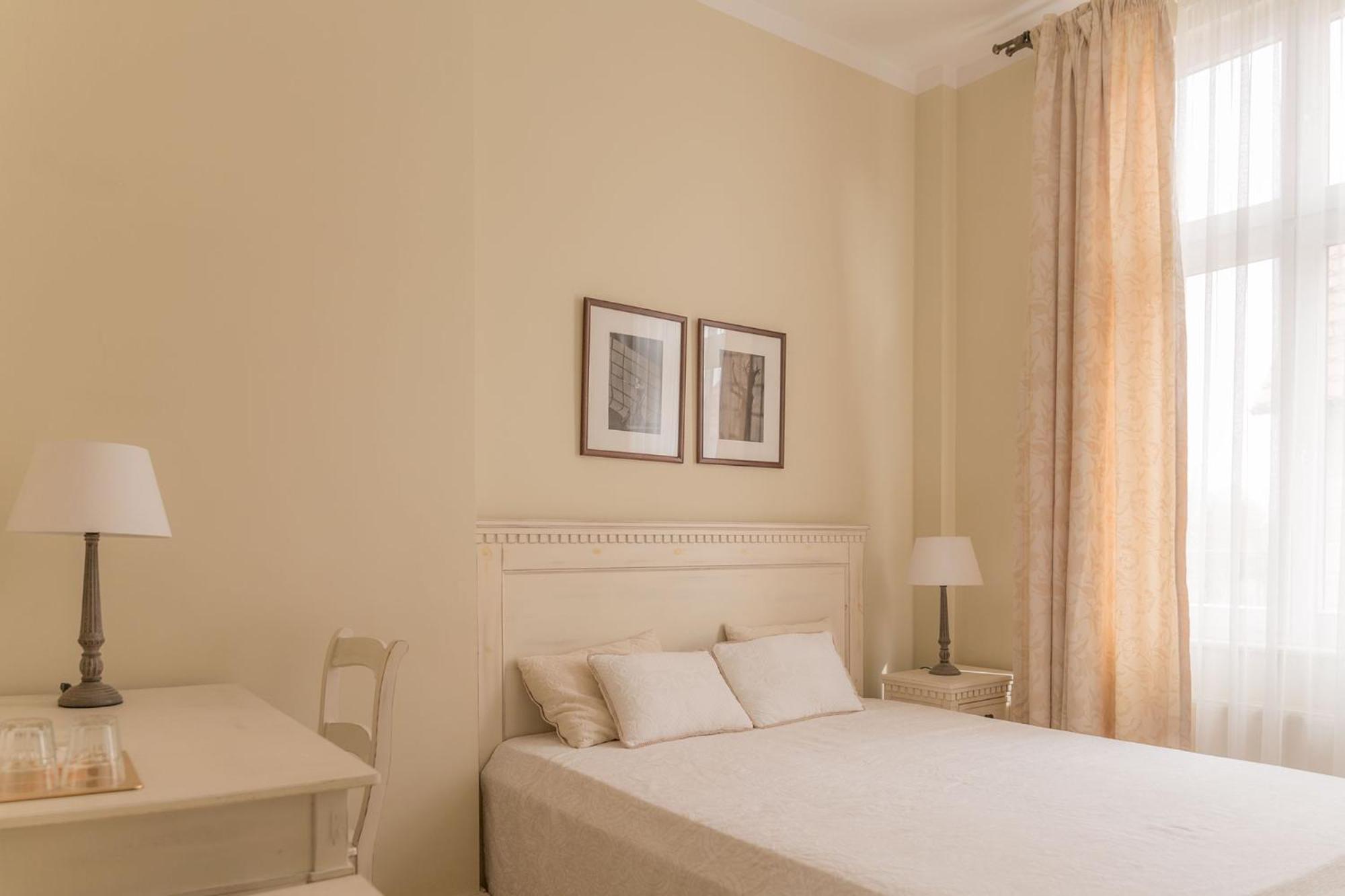 Small Double Room photo 3