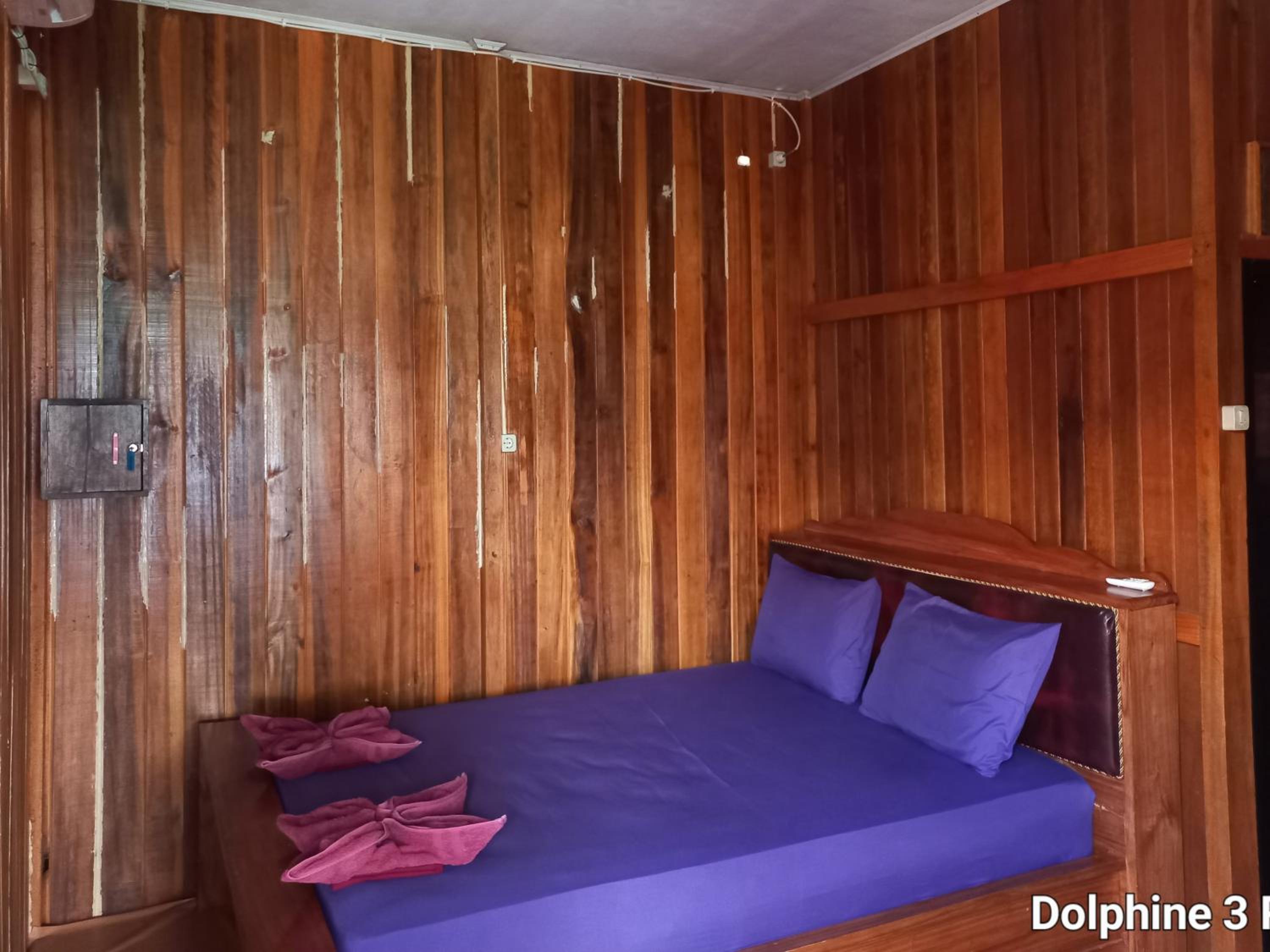 Deluxe Room - Photo 10
